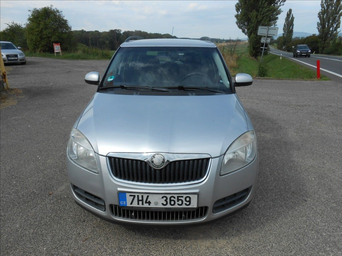 Škoda Fabia, 1,9 TDI 77 kW KLIMA Historie - fotka 4