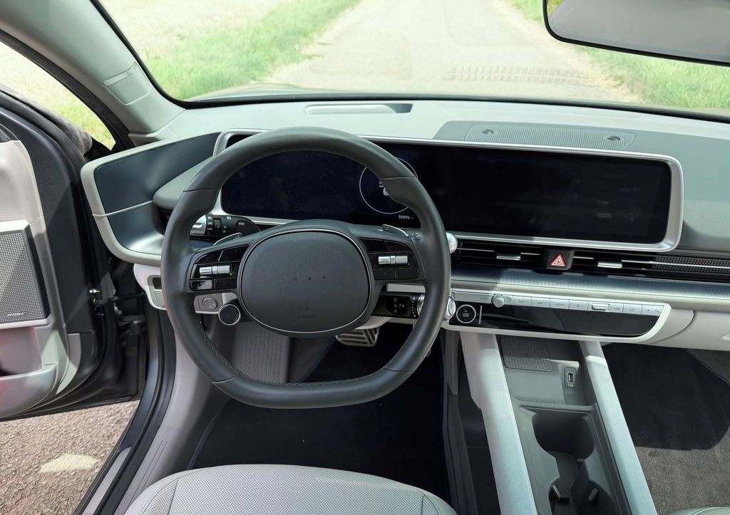 Hyundai Ioniq, 6 4x4 77,4 kWh TOP výbava - fotka 5