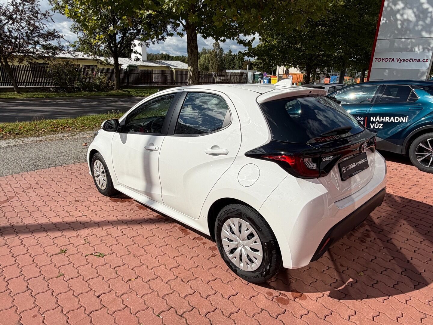 Toyota Yaris, 1.5 benzín 6MT Comfort Tech - fotka 6
