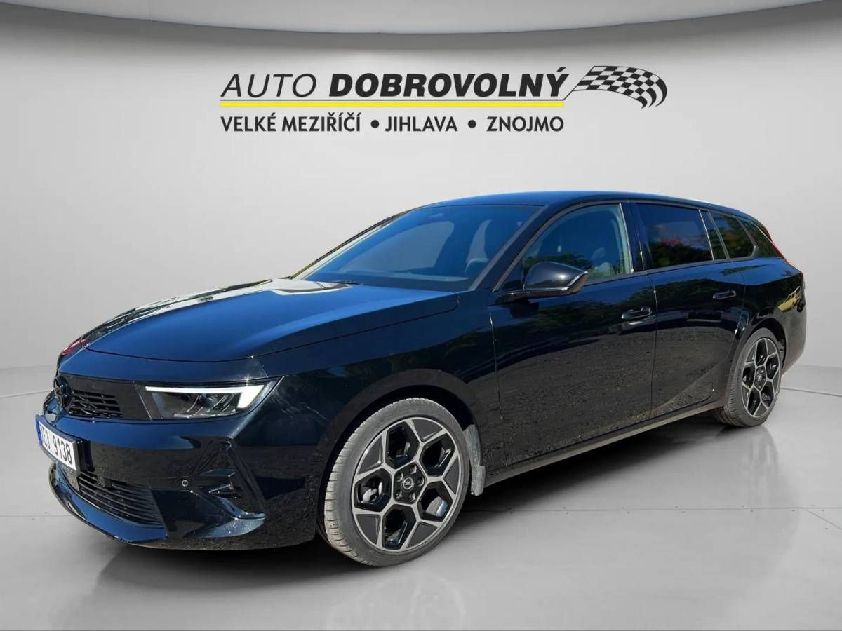 Opel Astra, Sports Tourer GS BlueHDi 96kW - fotka 2