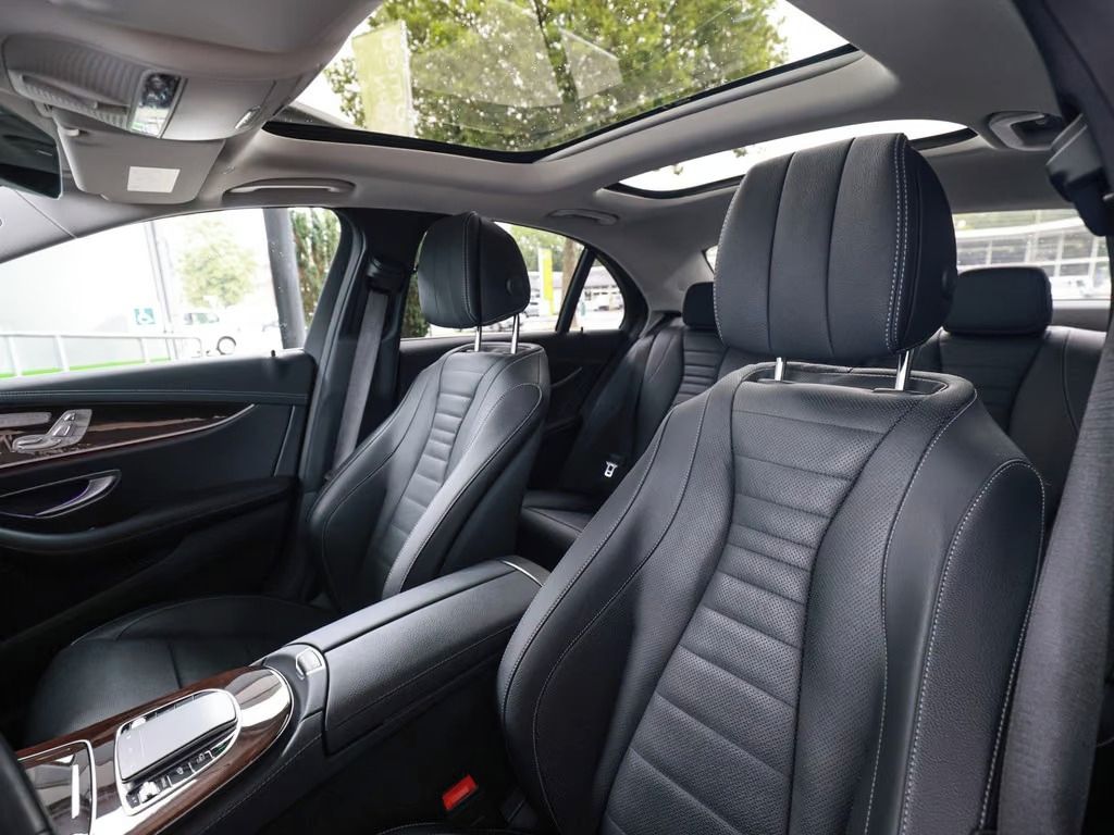 Mercedes-Benz Třídy E, 400 d 4M Exclusive*360° kamera - fotka 5