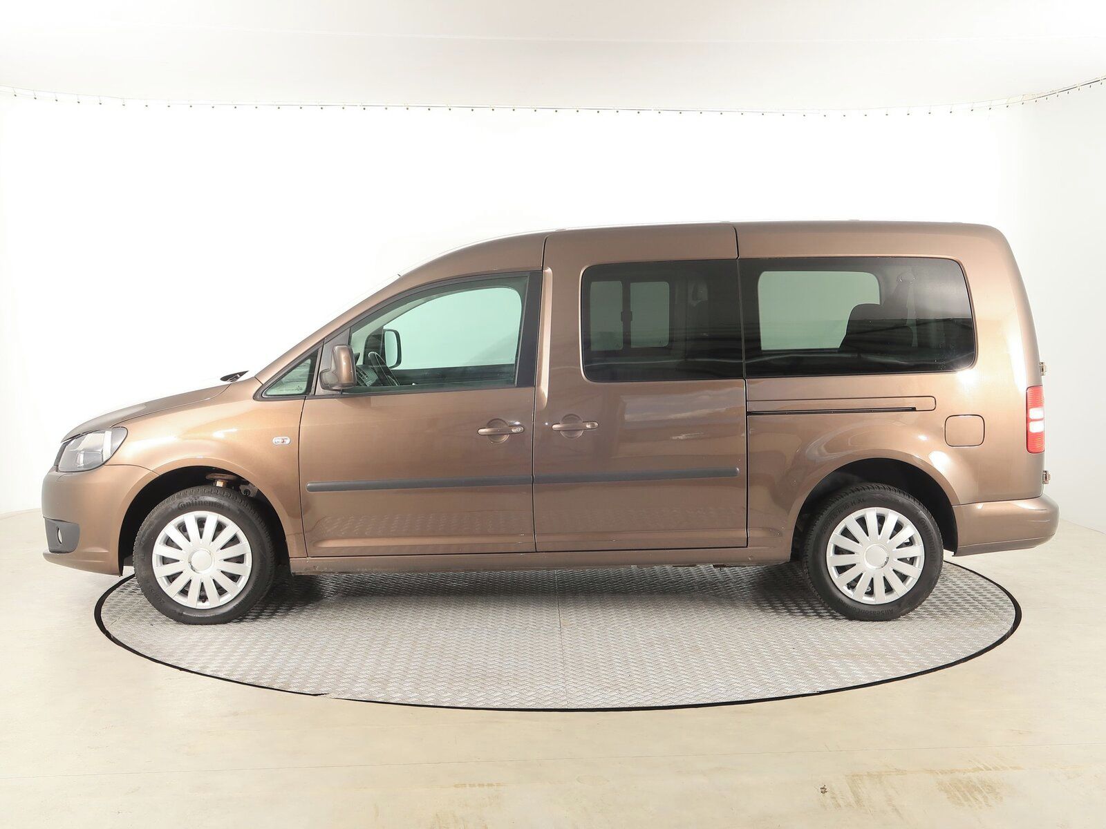 Volkswagen Caddy, Maxi 1.6 TDI, 7Míst, ČR, 1Maj - fotka 3