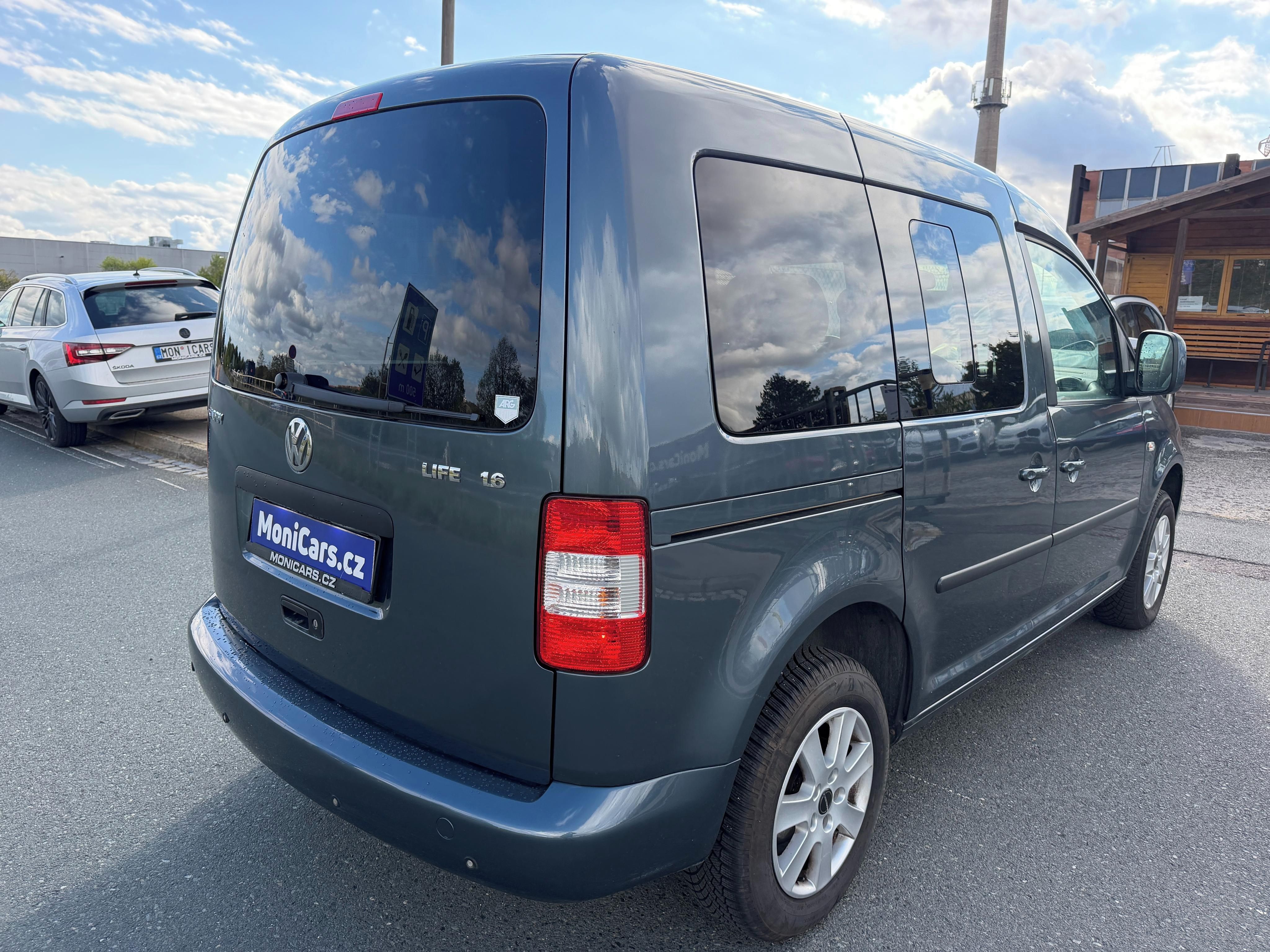 Volkswagen Caddy, 1.6 i 75kW LIFE, DIGI.KLIMA - fotka 5