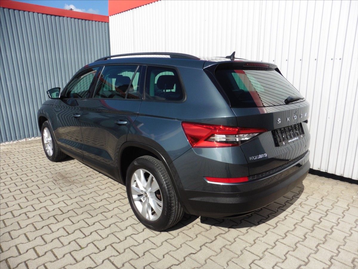 Škoda Kodiaq, 2.0 TDi Style 4x4 DSG 7.míst!! - fotka 4