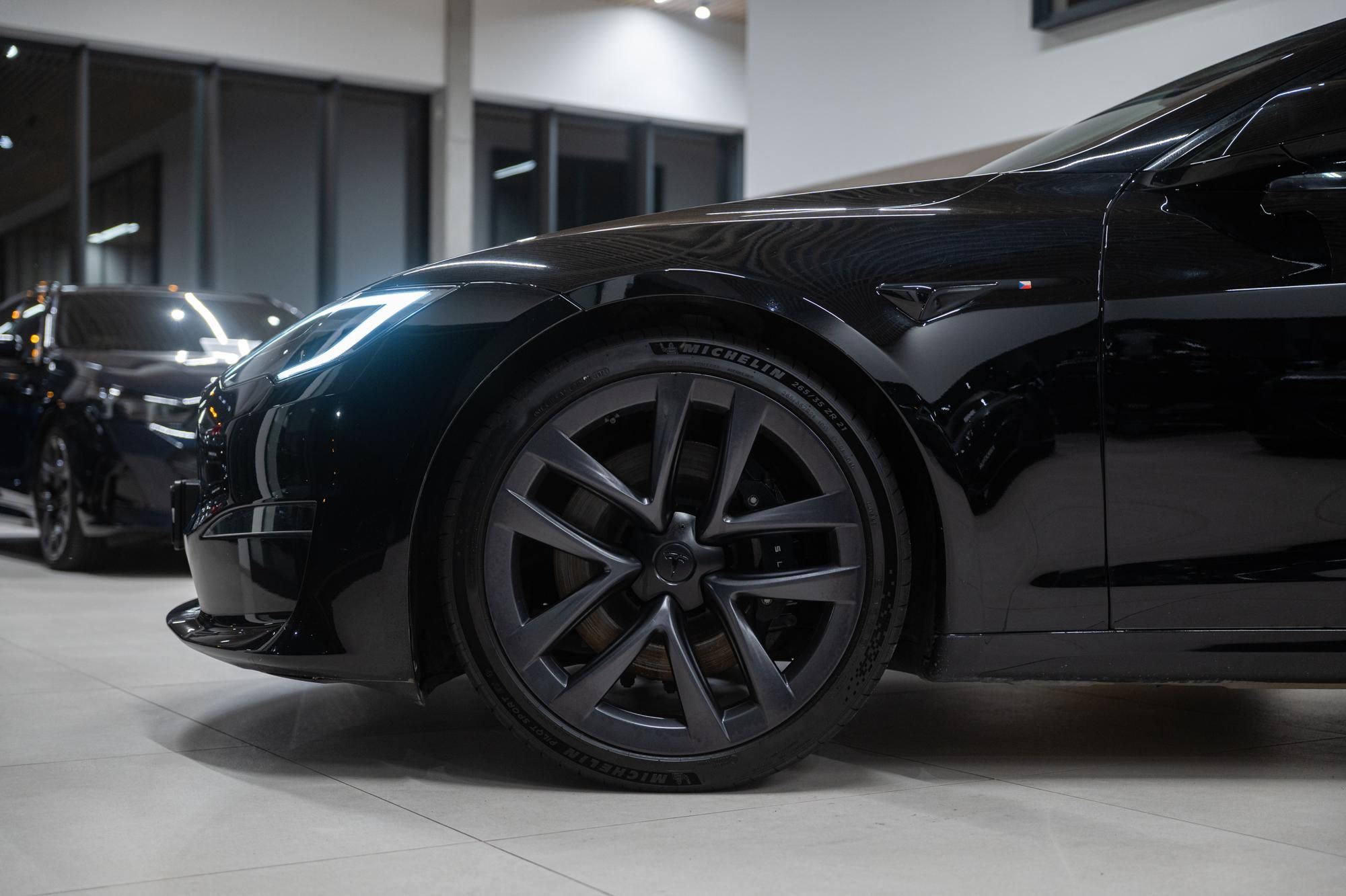 Tesla Model S, Free Unlimited Supercharging - fotka 5