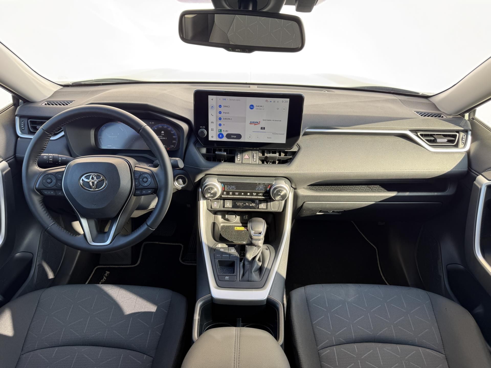 Toyota Rav4, 2.5 HSD e-CVT Comfort Style - fotka 5