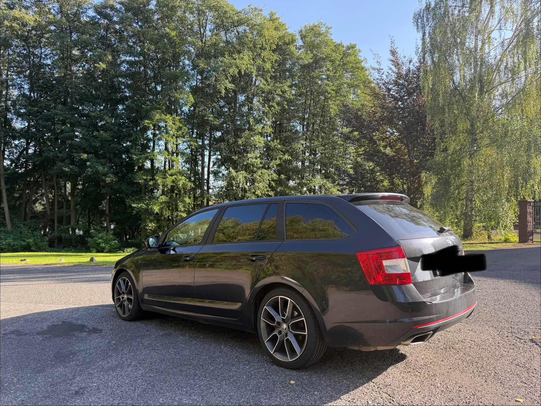 Škoda Octavia, Škoda Octavia 2.0 TDI DSG - fotka 2