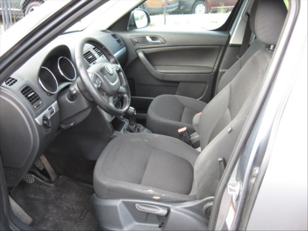 Škoda Yeti, 2,0 TDi 4x4 - fotka 6