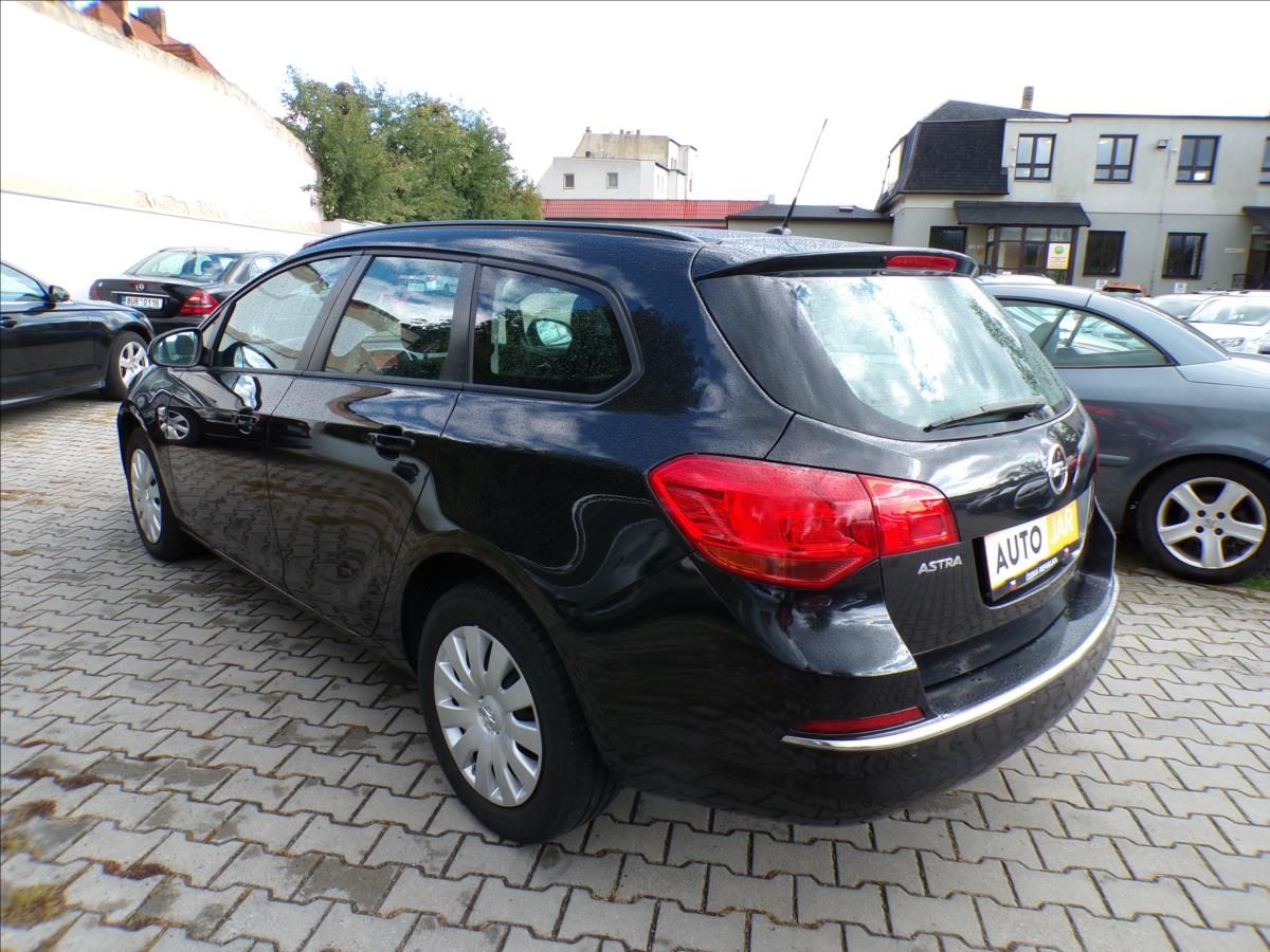 Opel Astra, 1,6 16V  NOVÉ ROZVODY! - fotka 4