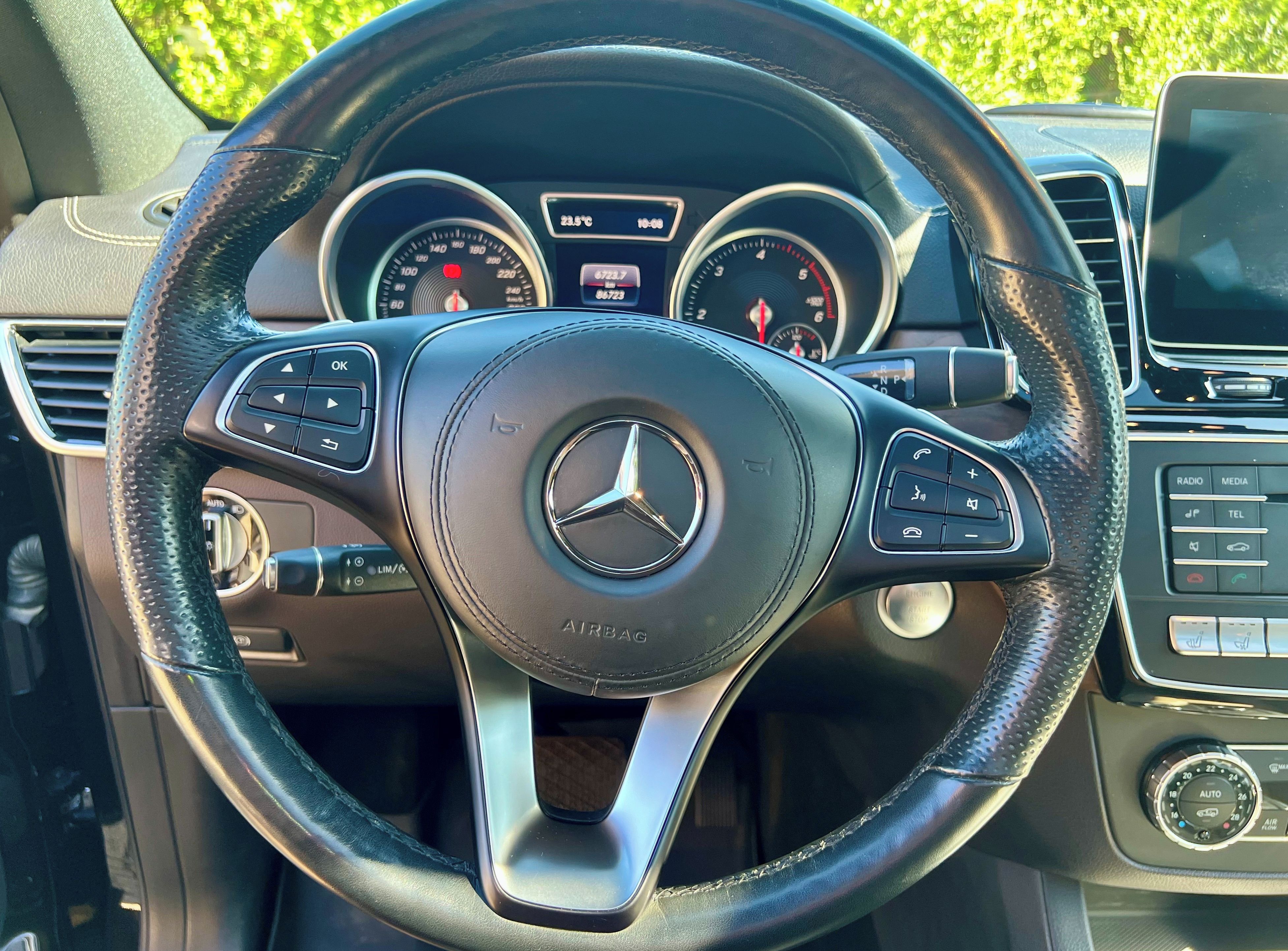 Mercedes-Benz GLS, GLS 350D 4MATIC - fotka 5