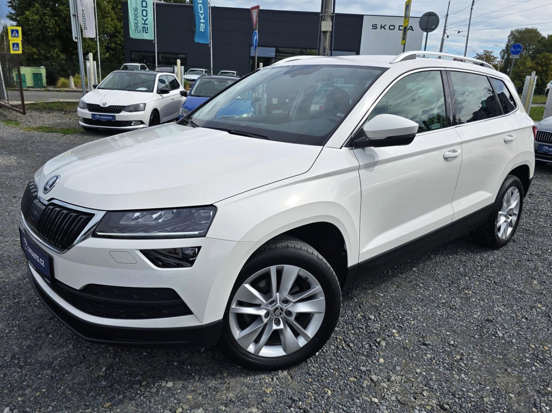 Škoda Karoq, 1,5TSI 110KW DSG STYLE+ NEHAVR - fotka 2