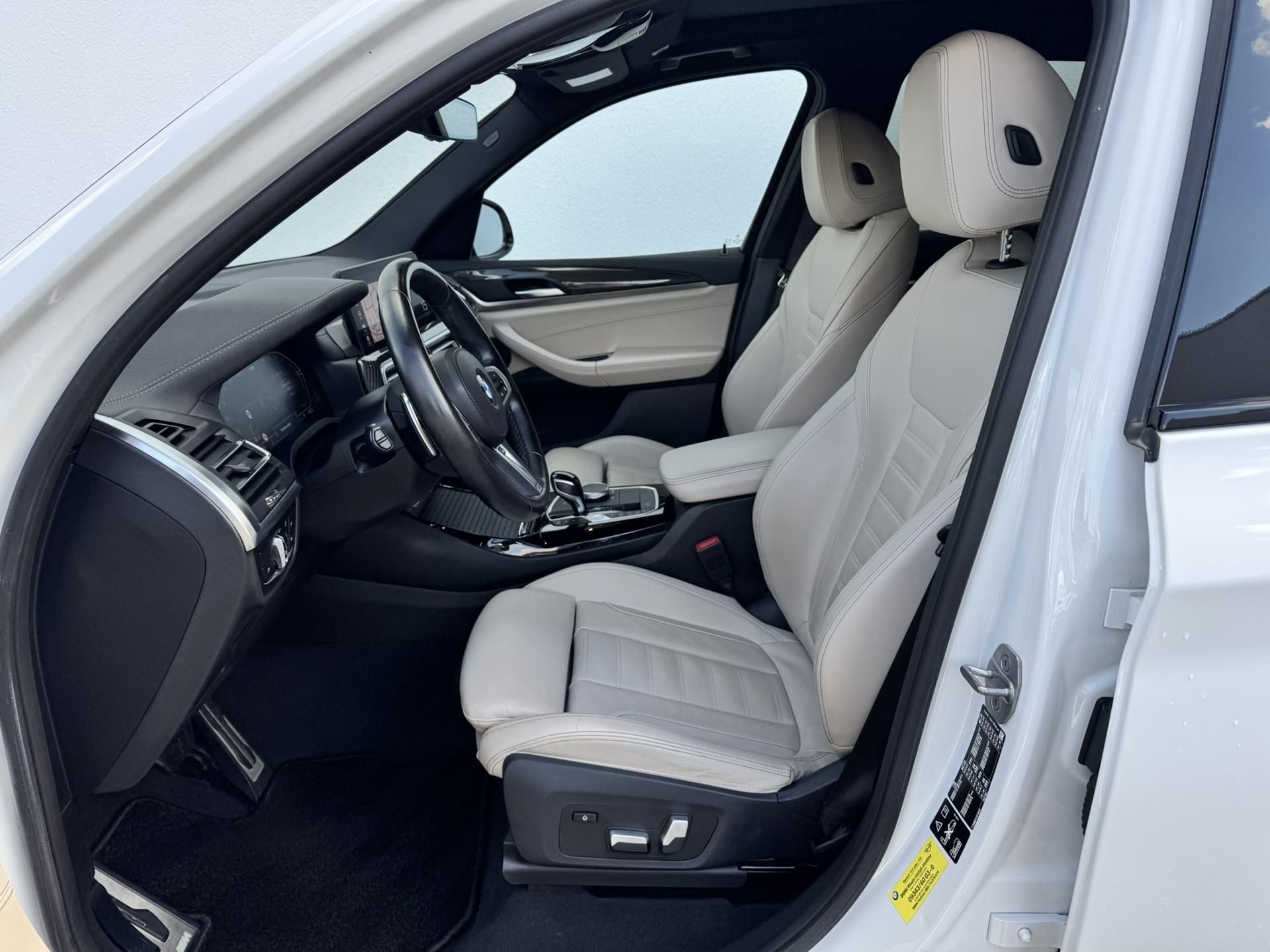 BMW X3, X3 xDrive30d Mpaket - fotka 6