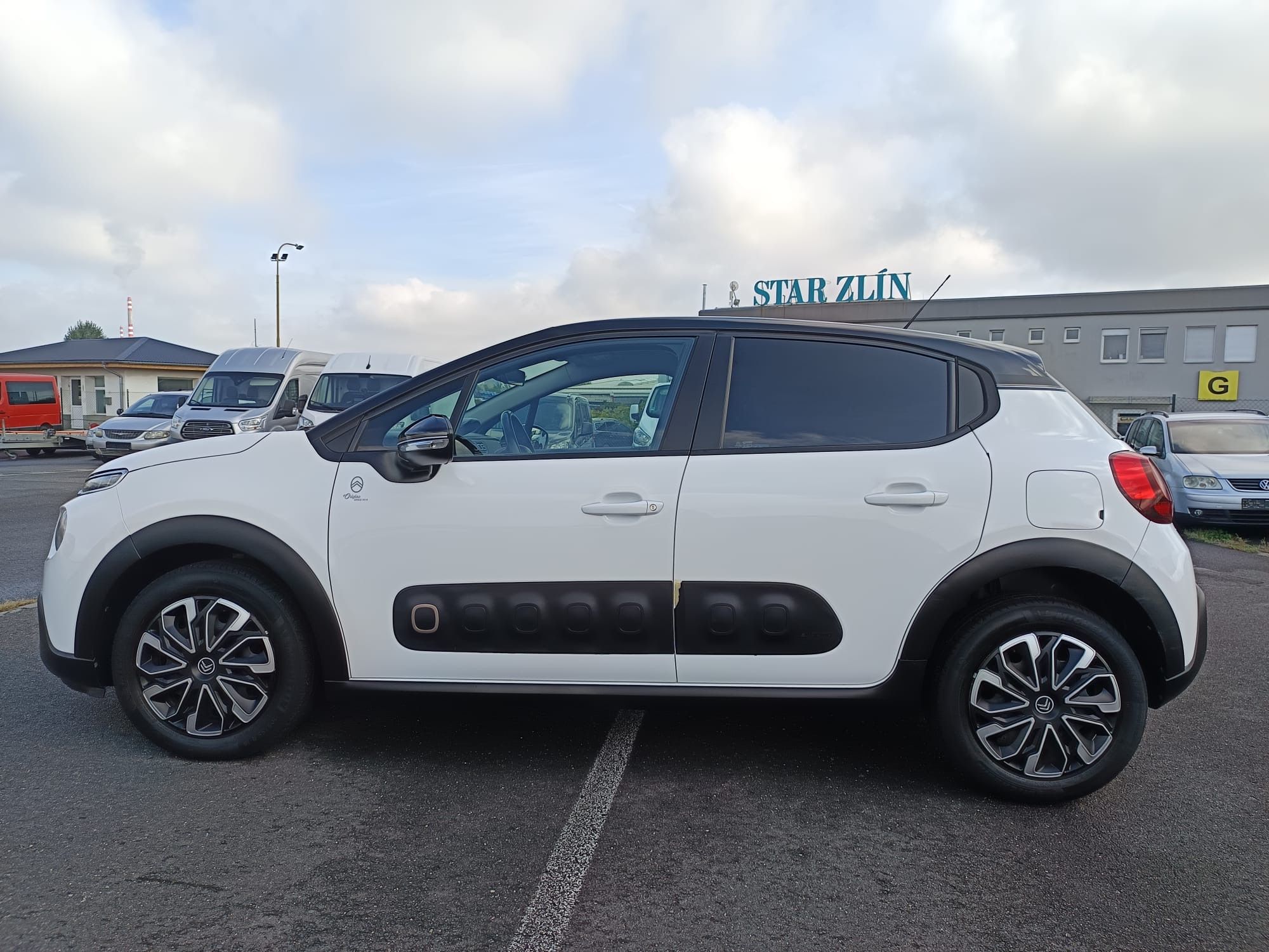 Citroën C3 - fotka 6