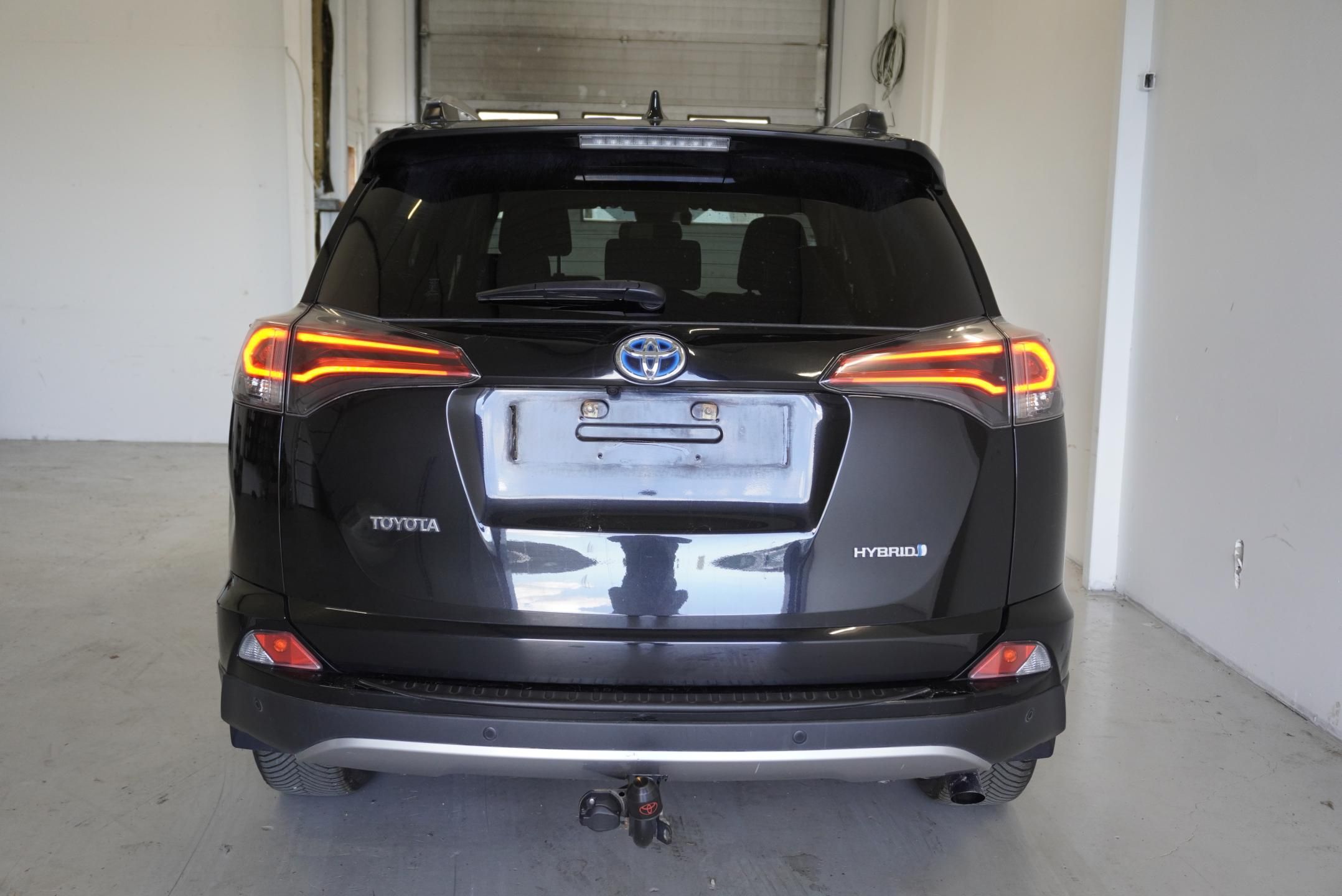 Toyota Rav4, 2.5 HYBRID EXECUTIVE 4WD AUT. - fotka 6