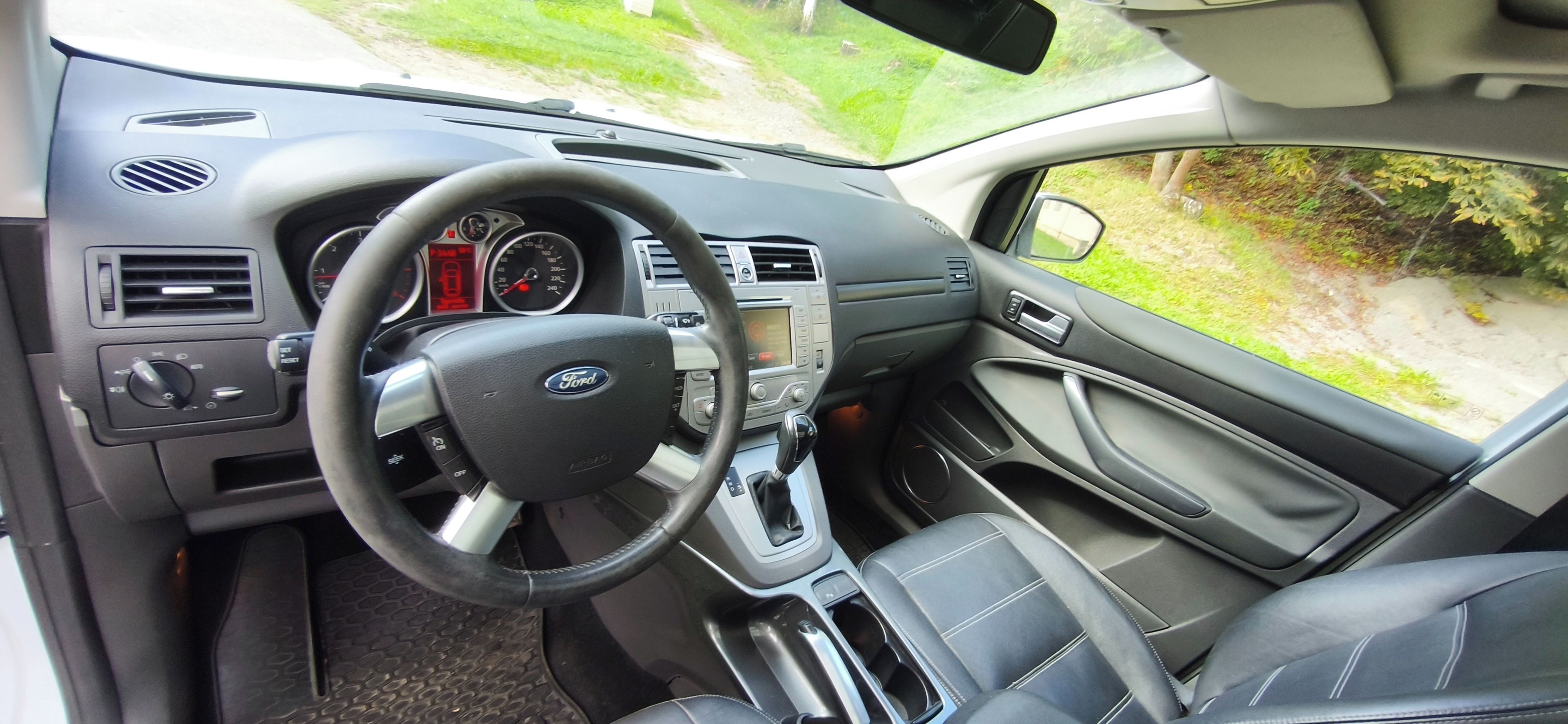 Ford Kuga, 2.0TDCi - fotka 5