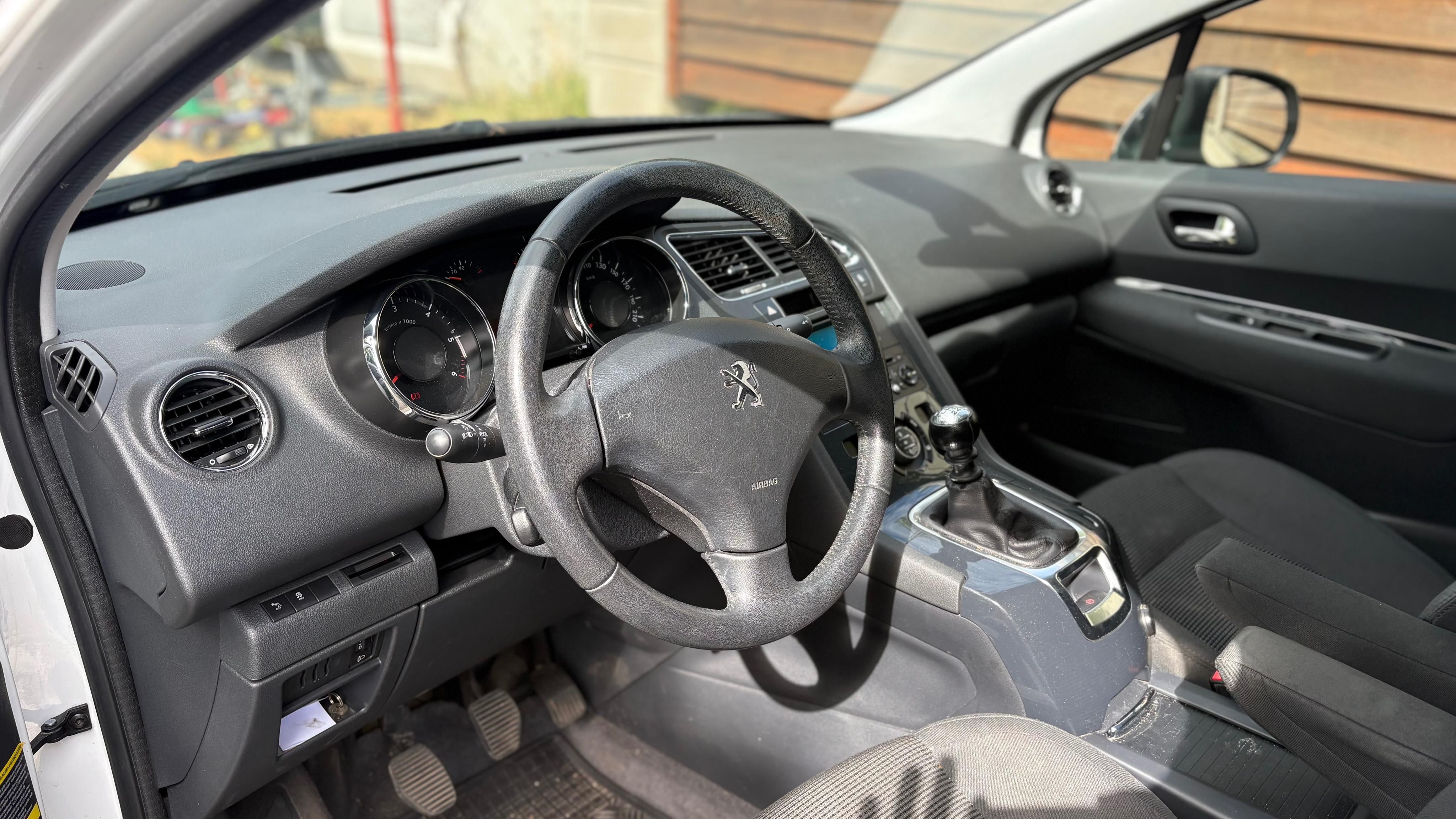 Peugeot 5008, Peugeot 5008 1.6HDI 88KW 2015 - fotka 5
