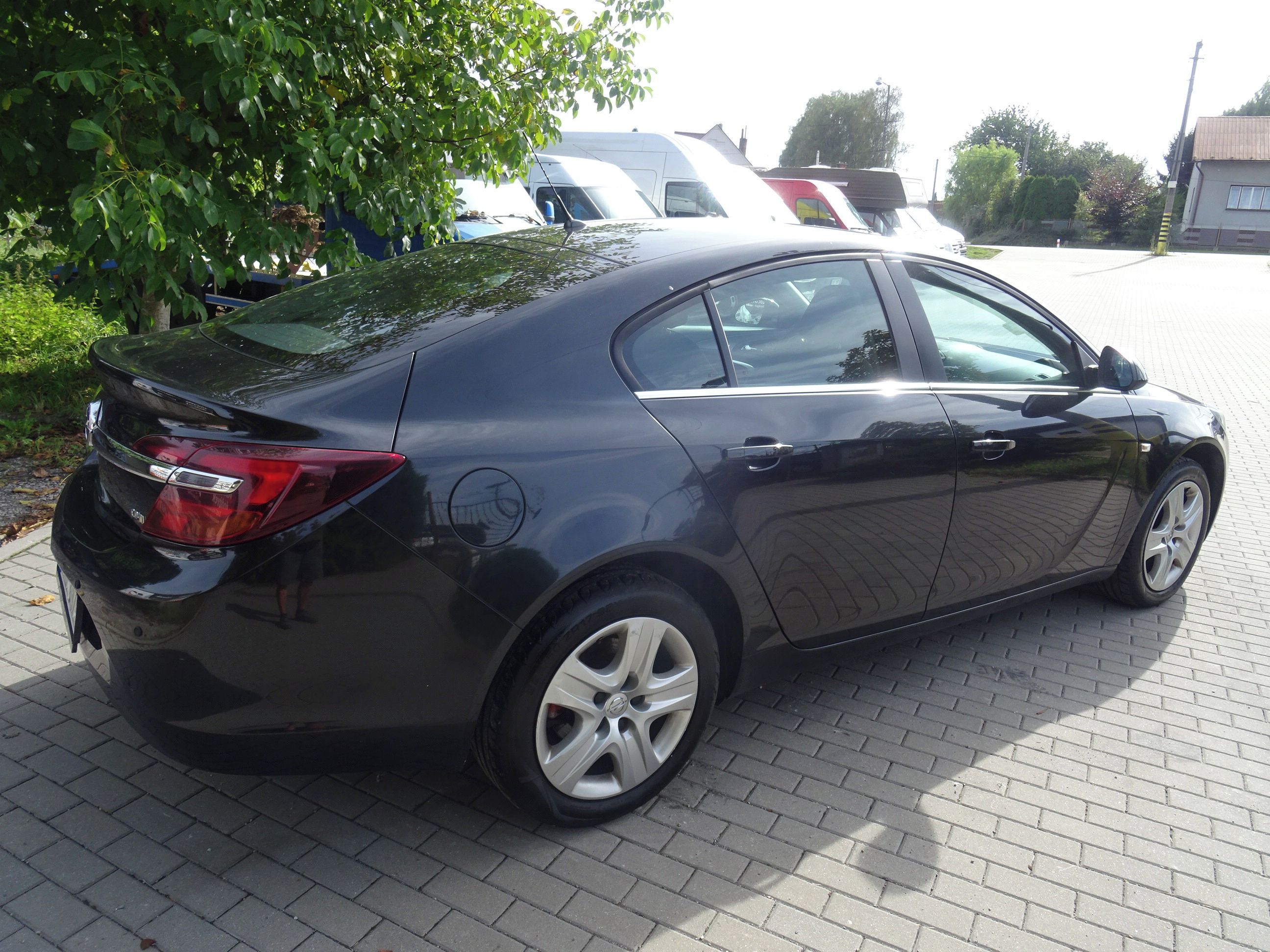 Opel Insignia, 1.6 D - fotka 4