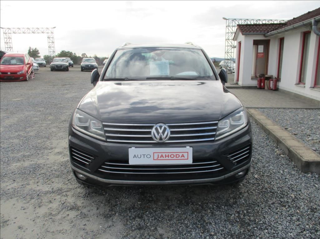 Volkswagen Touareg, 3,0 TDI, DSG,servis,el.tažné - fotka 2