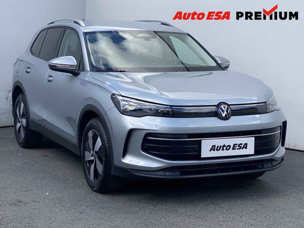 Volkswagen Tiguan, 1.5 eTSi,1.maj,ČR,AT