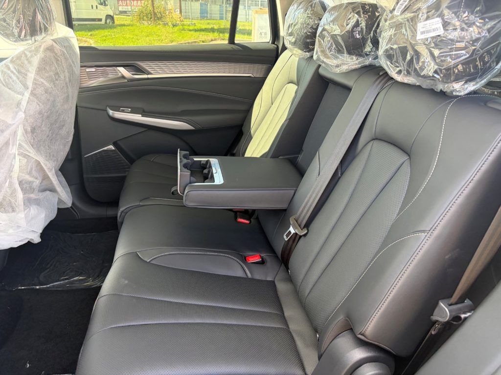 MG MGS9 PHEV, PHEV Premium*7míst - fotka 6
