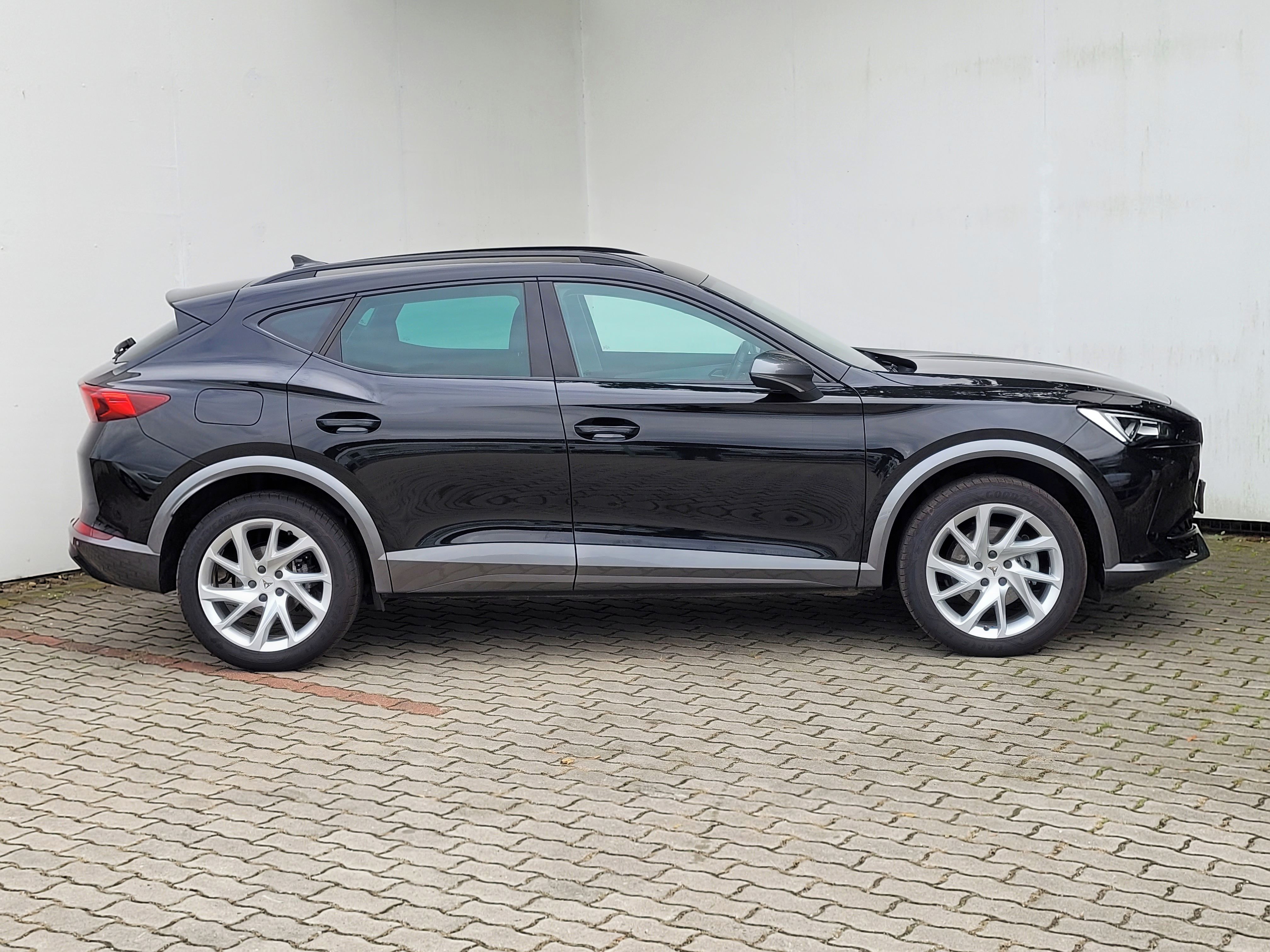 Cupra Formentor, 1.5 TSI 110 kW DSG TAŽNÉ - fotka 4