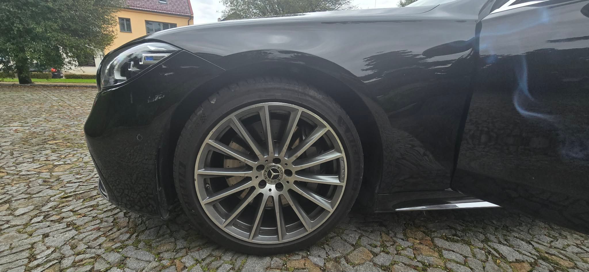 Mercedes-Benz Třídy S, S400 D 4MATIC - fotka 4