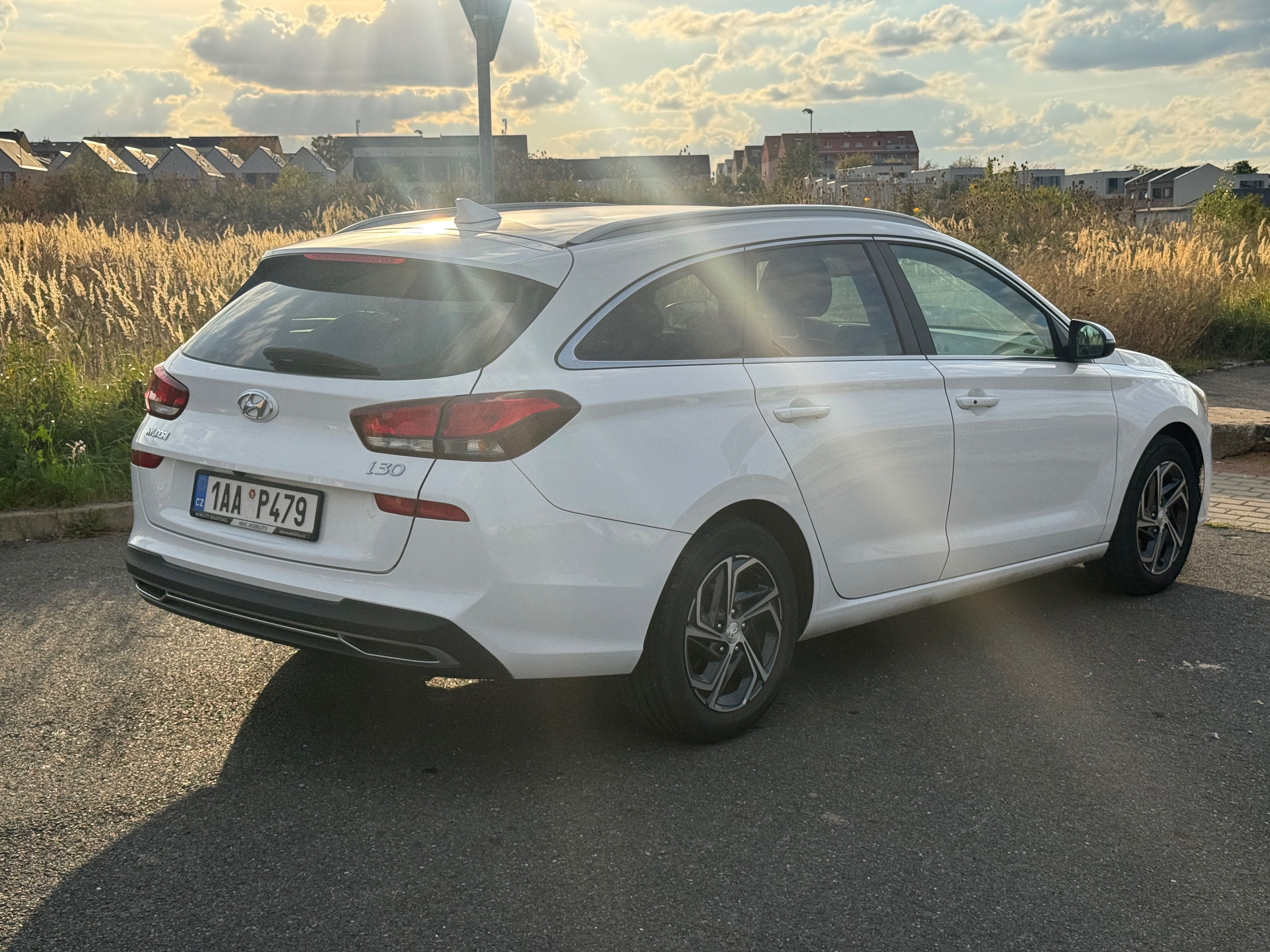Hyundai i30, 1.0 T-Gdi 88kw DCT - fotka 4