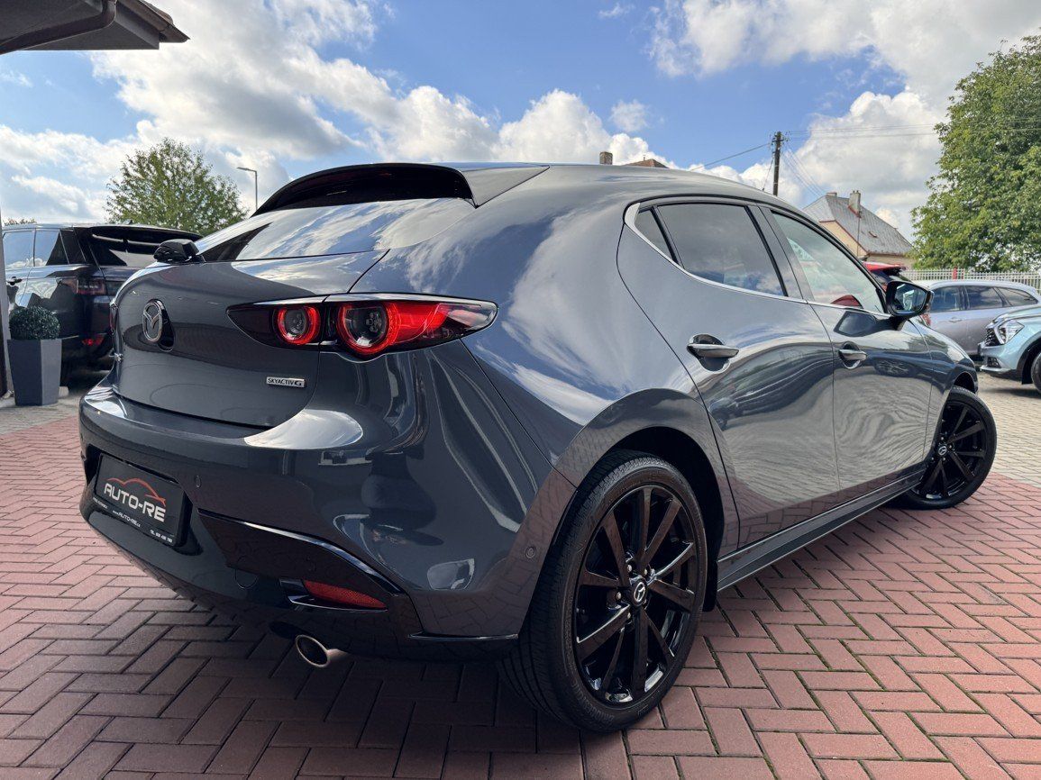 Mazda 3, 2.0i G122 LED Navi Bose Kamera - fotka 2