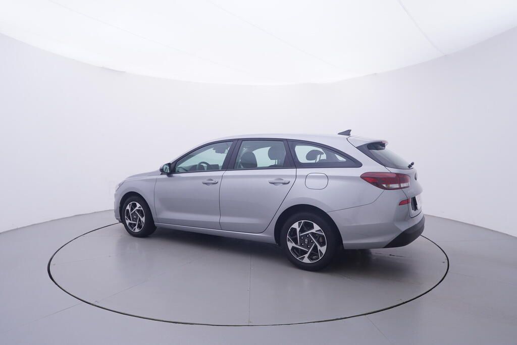 Hyundai i30, Comfort 1.0 GDI 73 kW - fotka 3