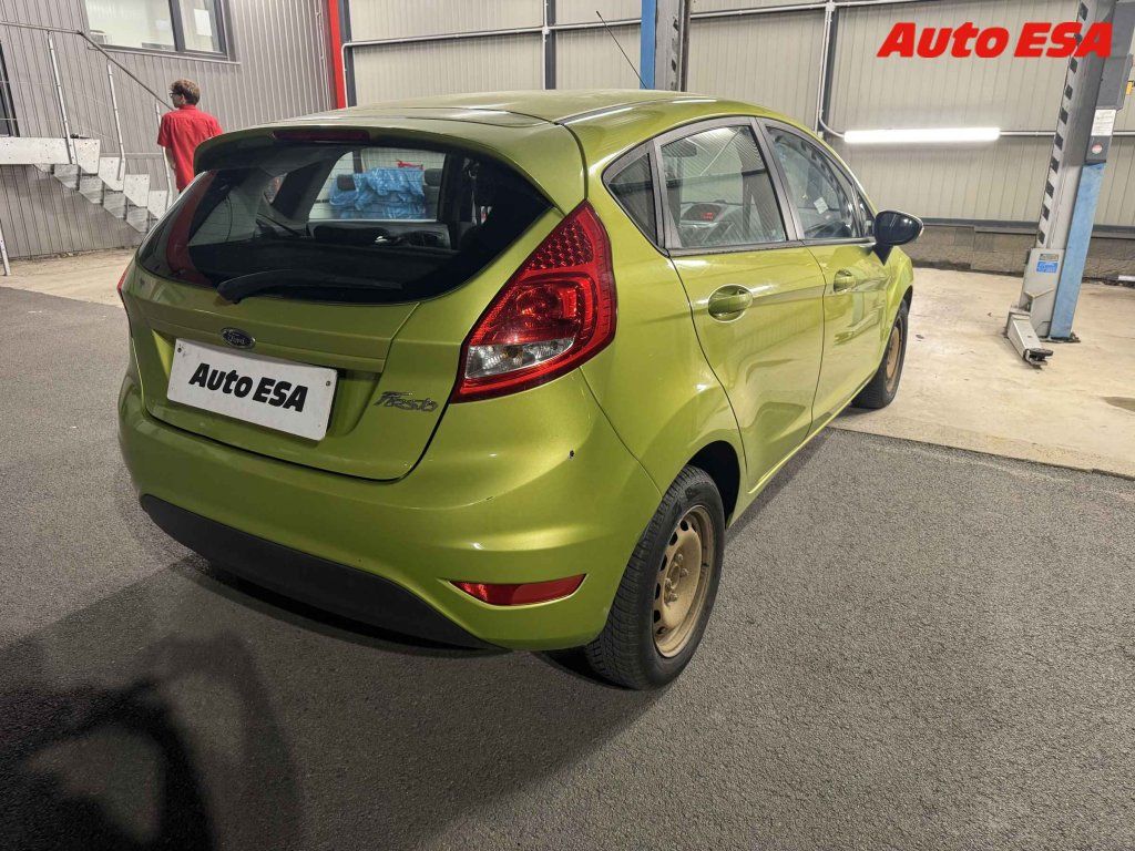 Ford Fiesta, 1.25 - fotka 2