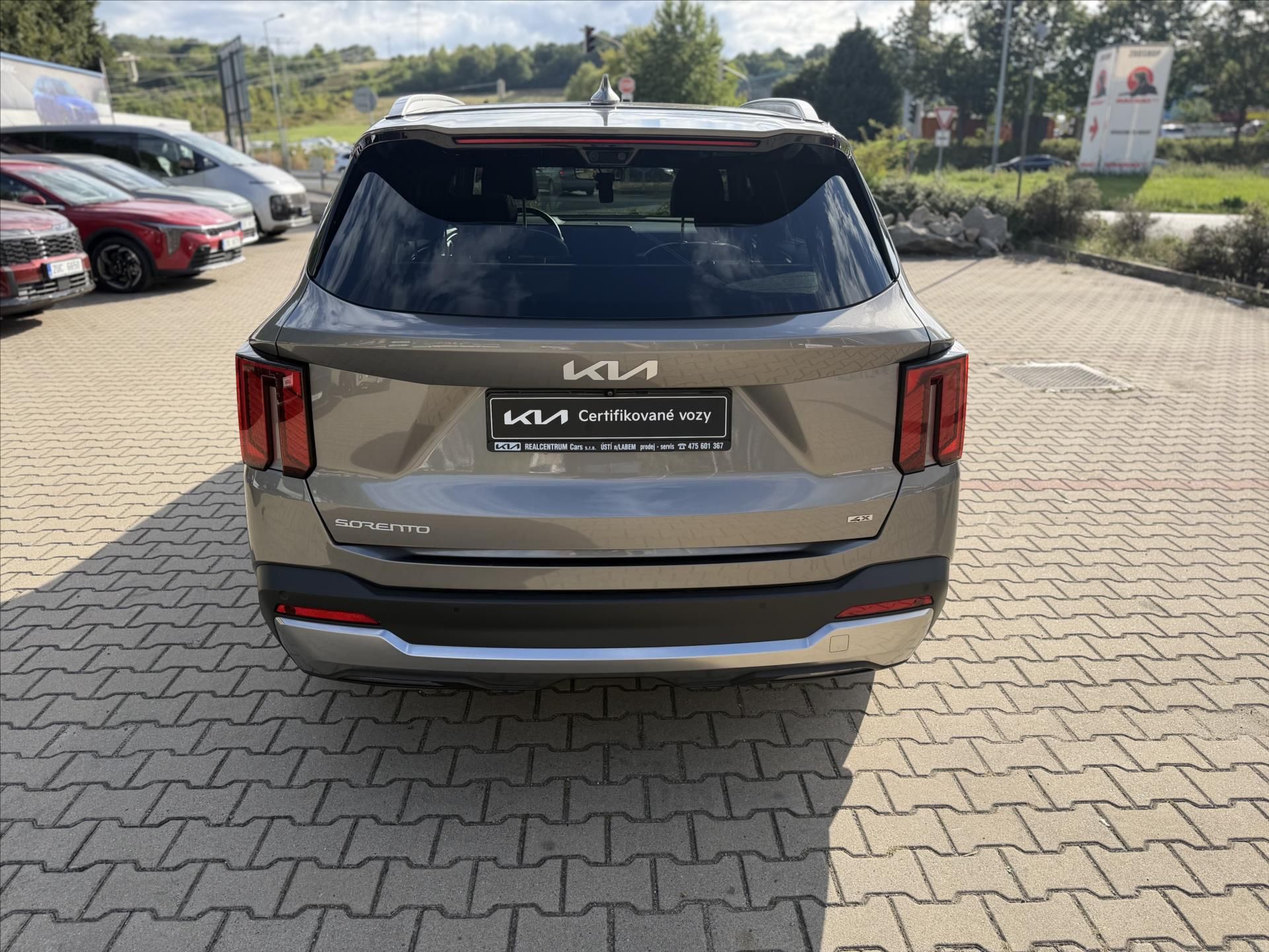 Kia Sorento, 2,2 CRDi 4x4 8AT TOP,PNS,Nappa - fotka 6