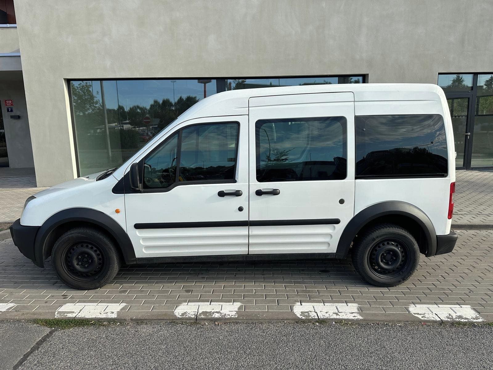 Ford Tourneo Connect, 1.8  RDCi - fotka 3