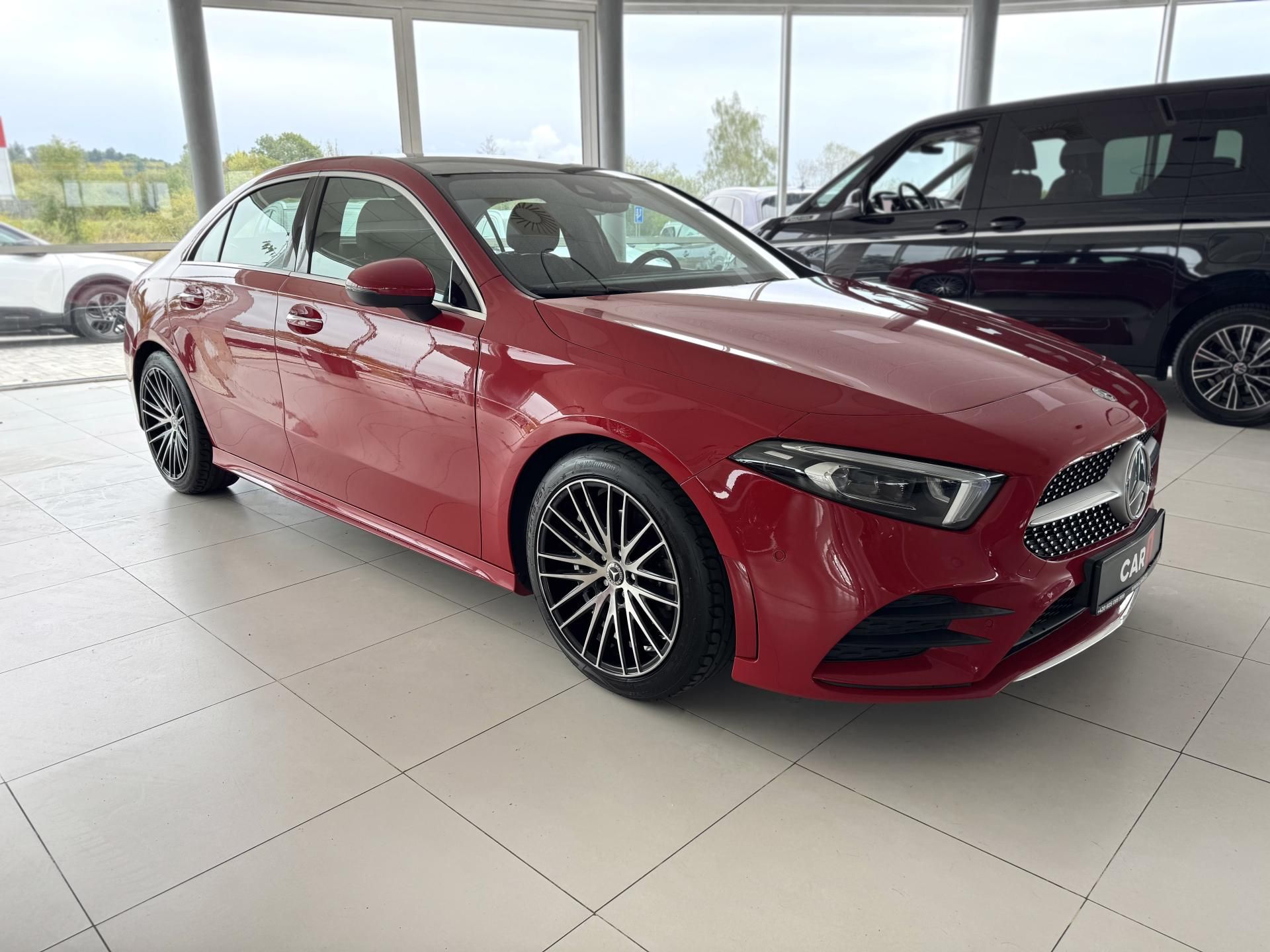 Mercedes-Benz Třídy A, 200 AMG AUT*Panorama*Distronic - fotka 4