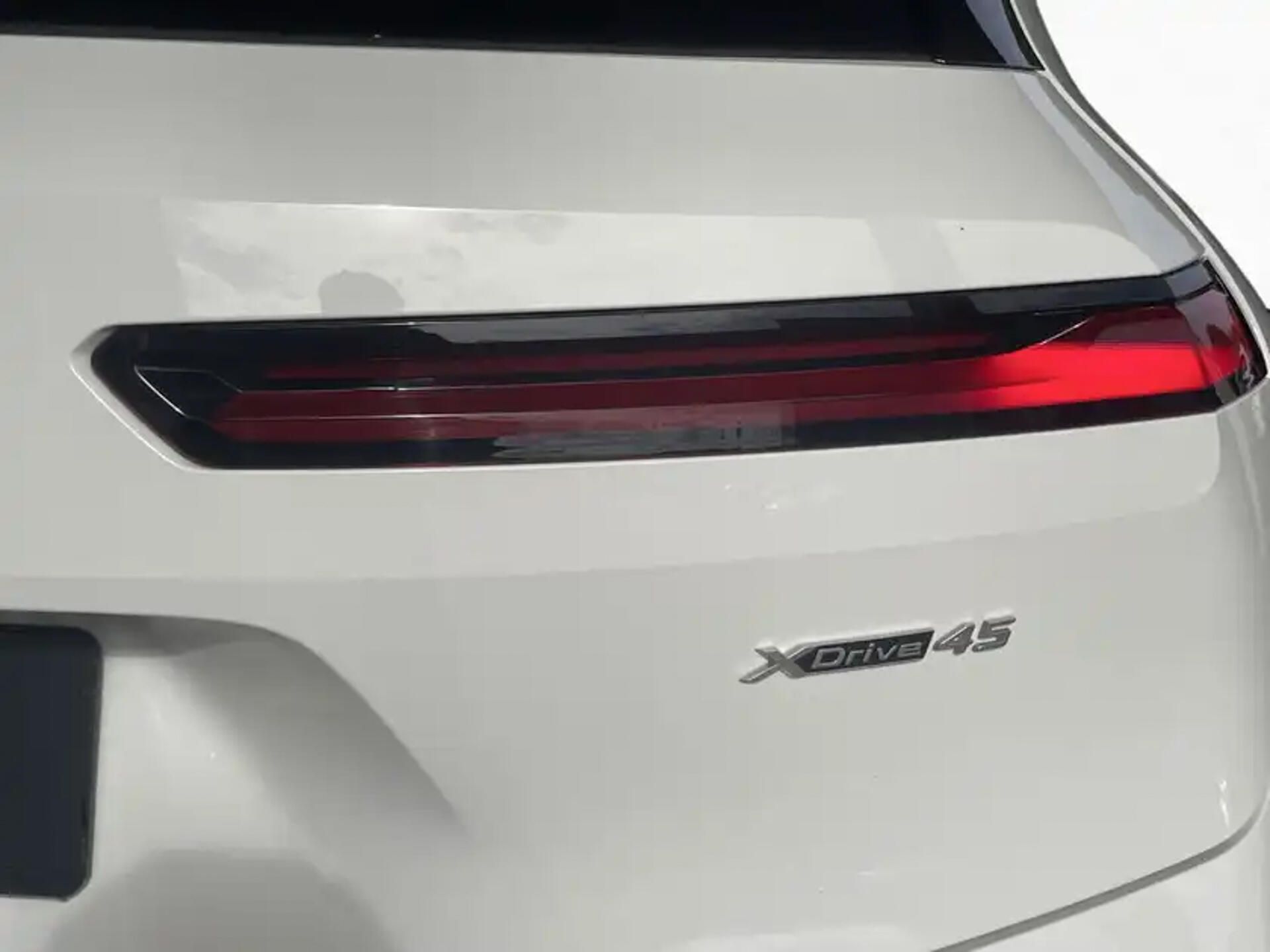 BMW iX, xDrive45 M-Sport HuD H/K Taž - fotka 6