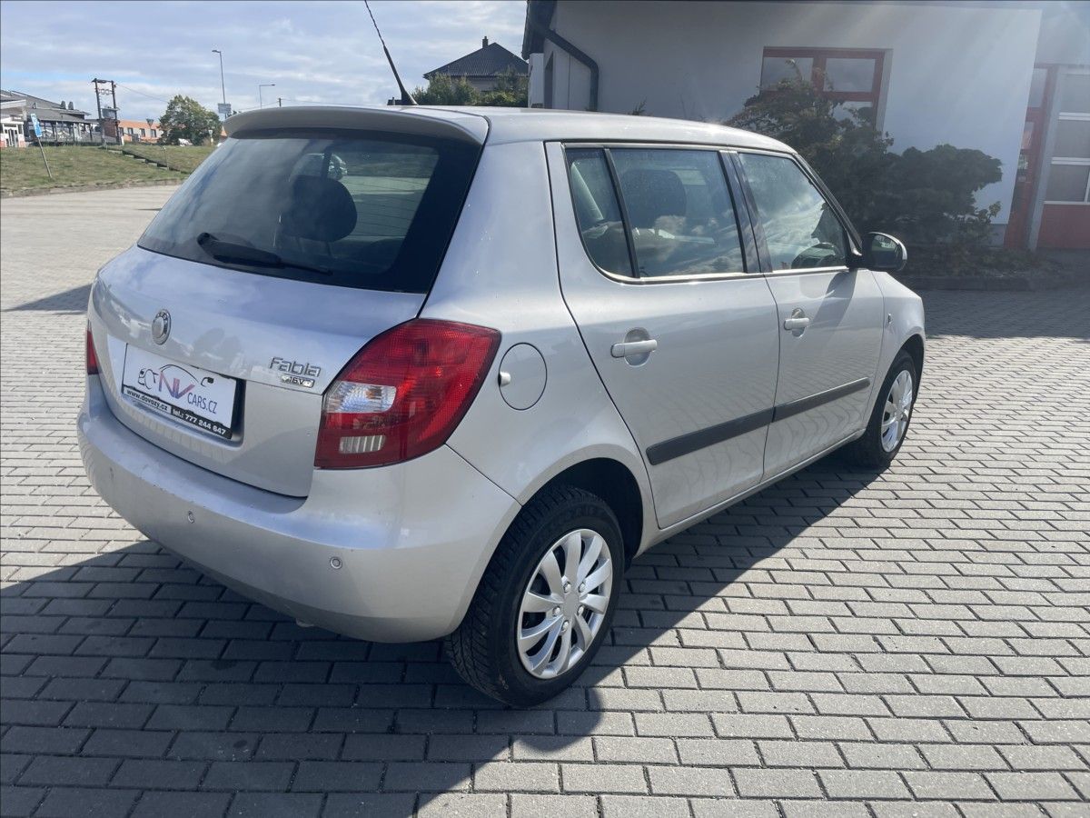 Škoda Fabia, 1,4 i 16V Klima ESP serviska, - fotka 4