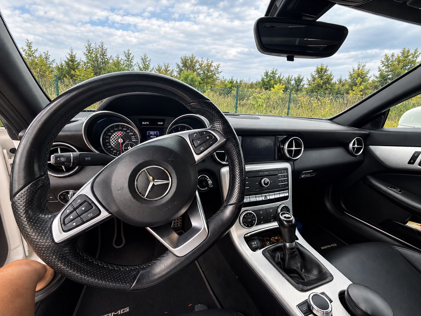 Mercedes-Benz SLC, Mercedes-Benz SLC200 Manuál - fotka 5