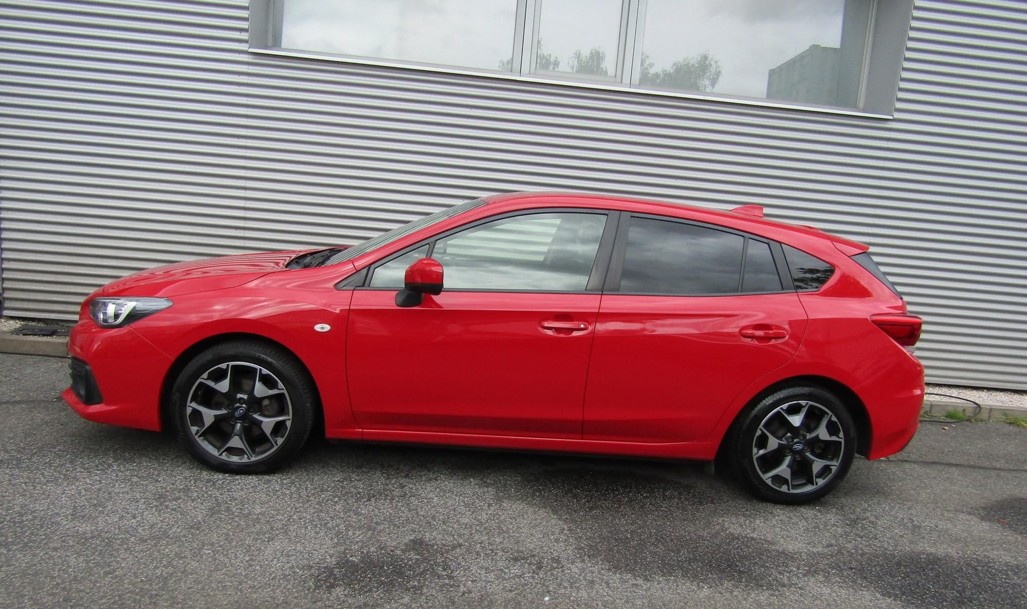 Subaru Impreza, 1,6i 84 kW  4x4 ČR plný servis - fotka 3