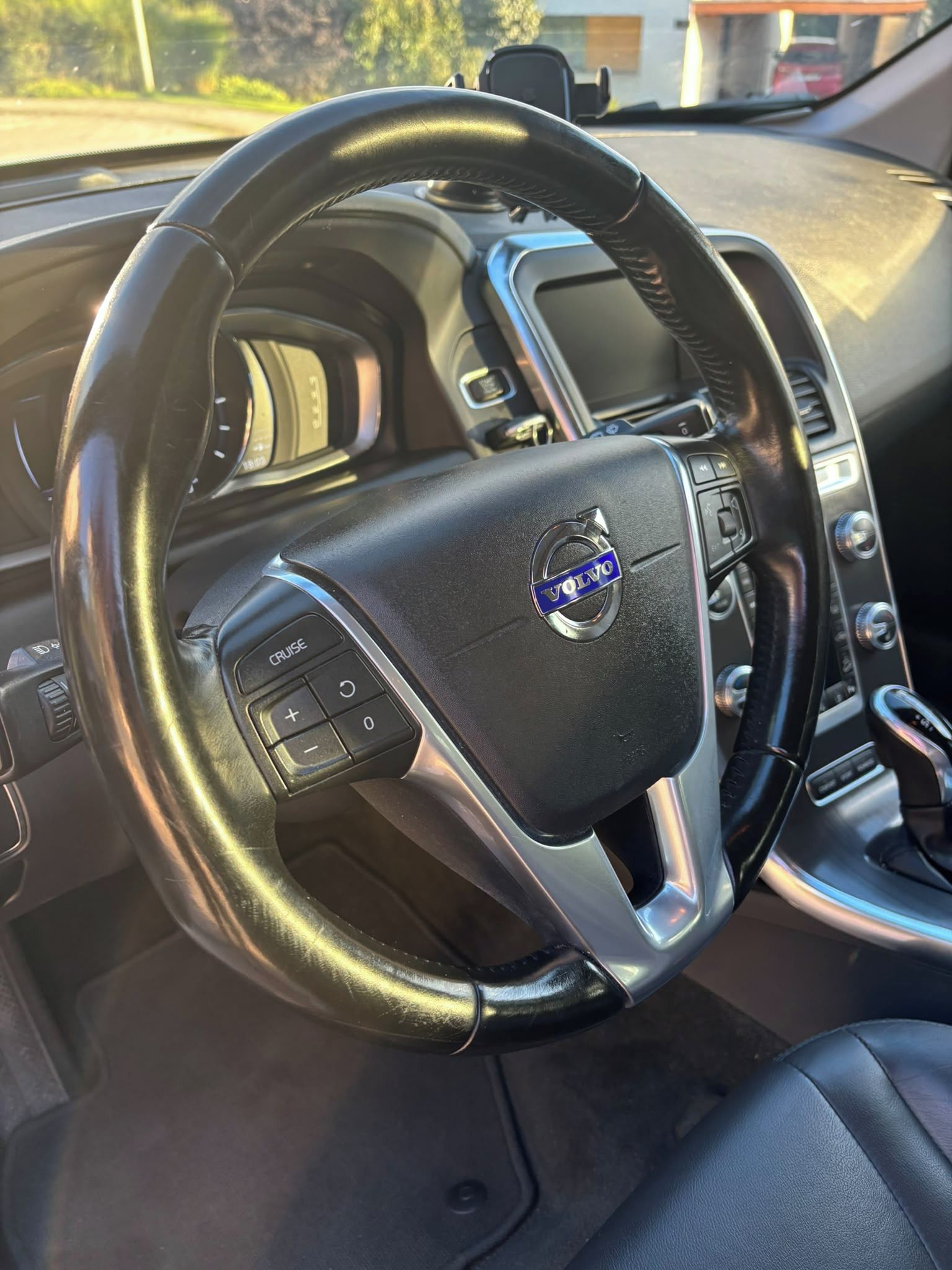 Volvo XC60, Volvo XC60 D5 AWD 162 kW - fotka 6