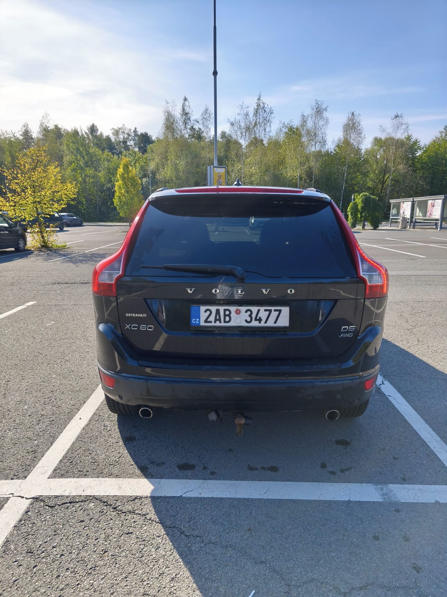 Volvo XC60, VOLVO XC60 D5 AWD 4x4 - 2,4L - fotka 5