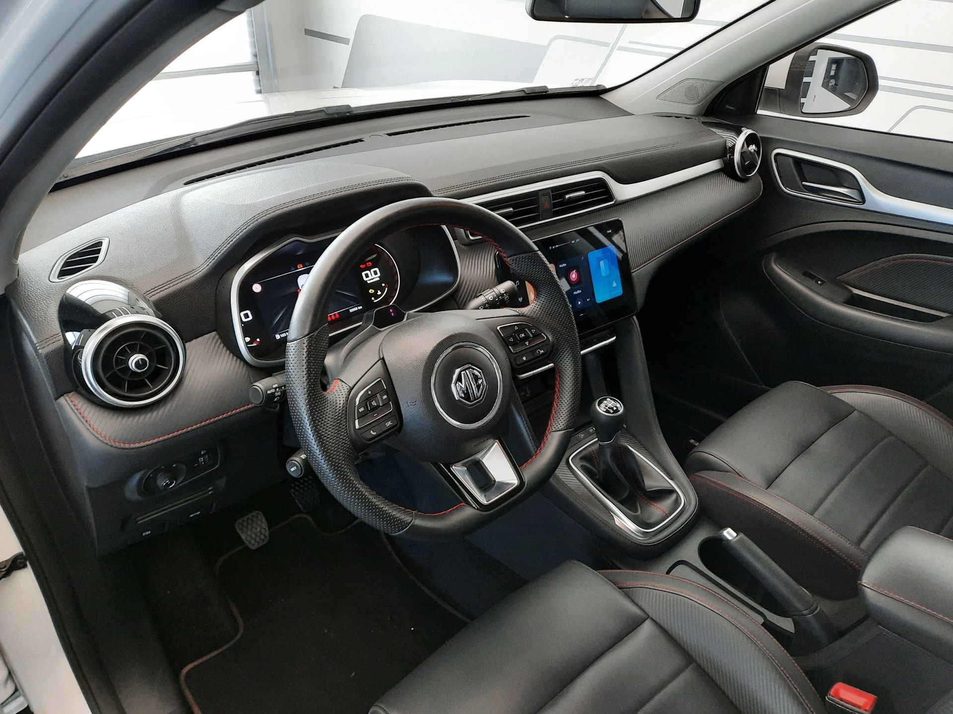 MG ZS, 1.5i (78kW/106k) - fotka 6
