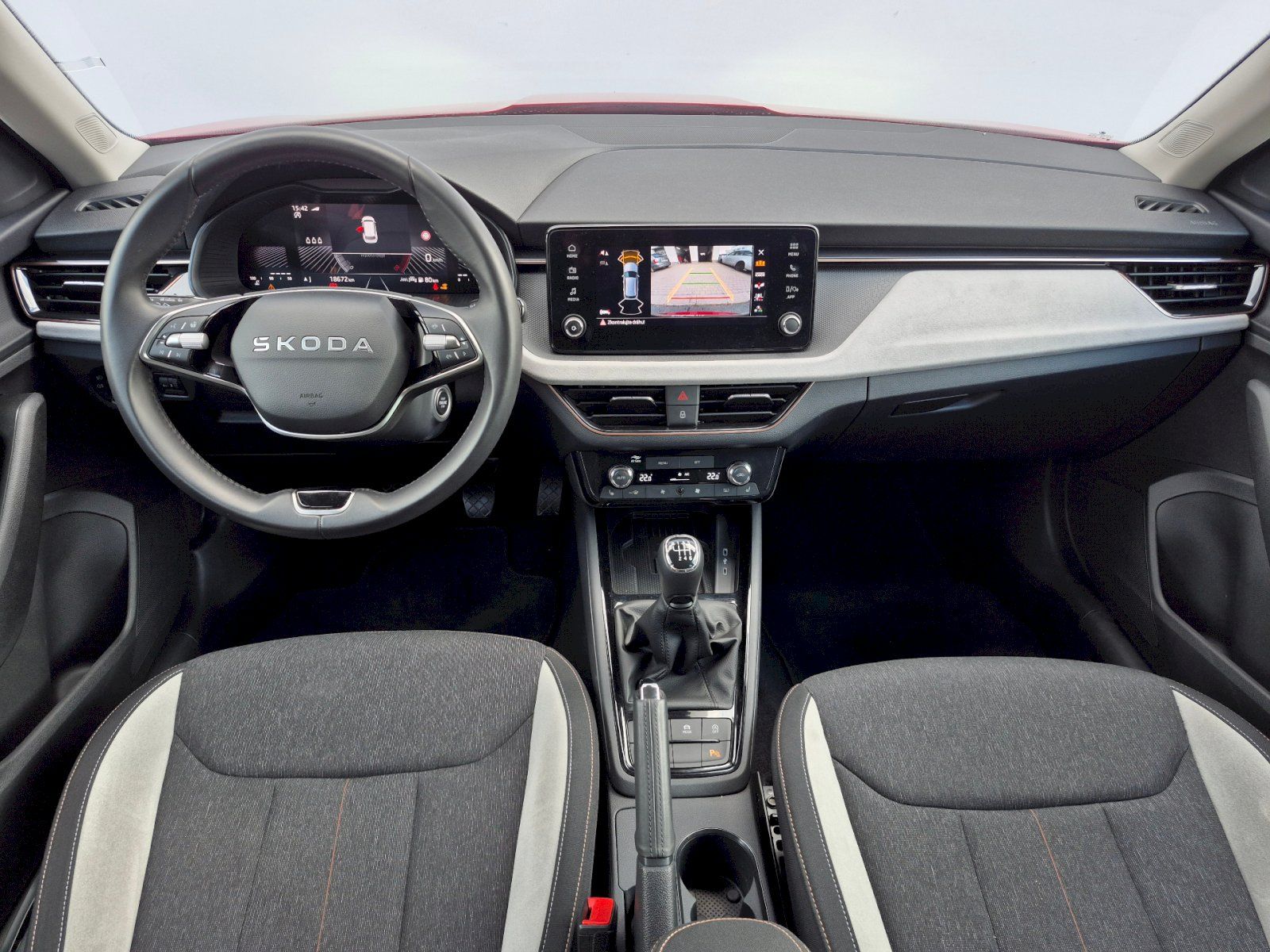 Škoda Kamiq, Top Selection 1.5 TSI 110kW - fotka 5