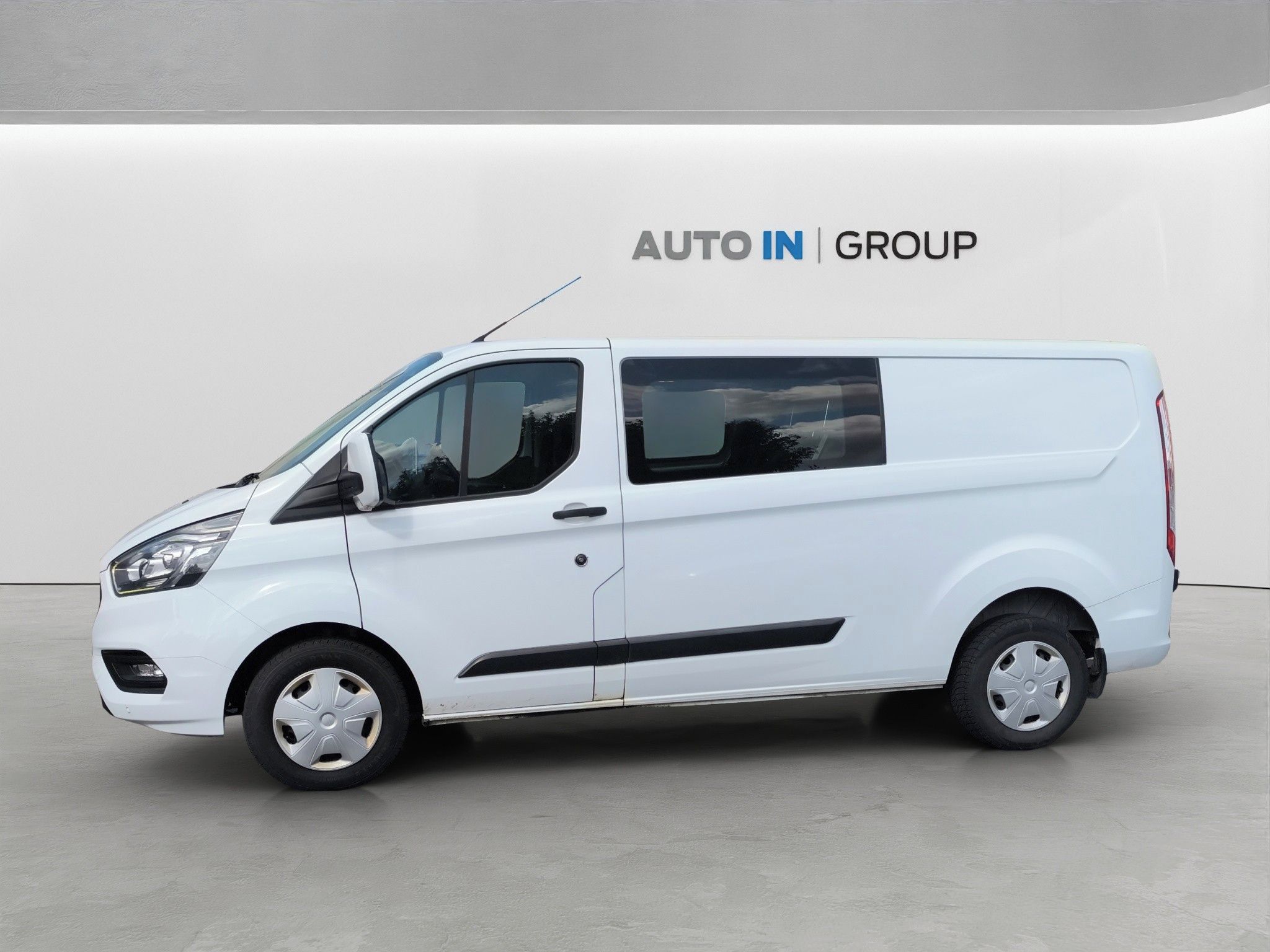 Ford Transit Custom, 2,0 EcoBlue (mHEV) 96kW/130k - fotka 3