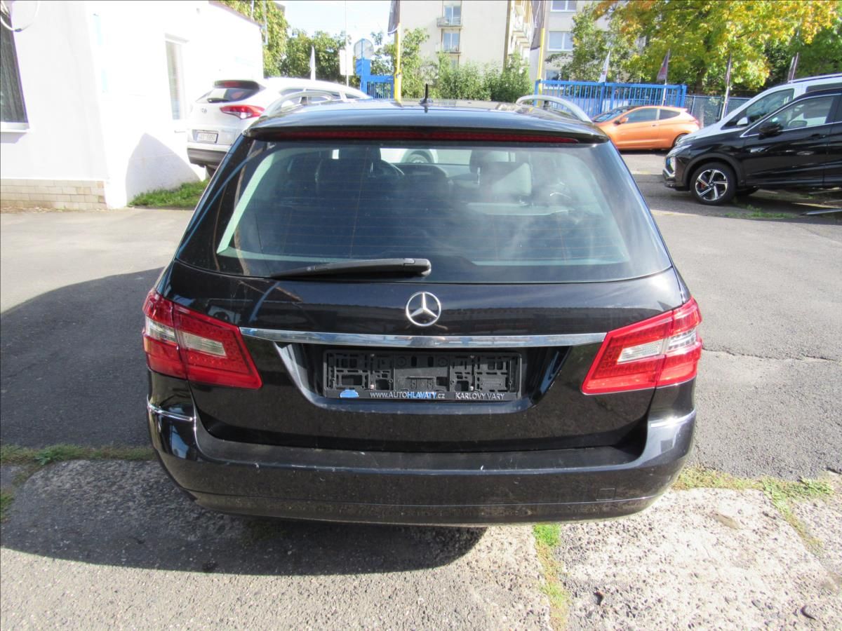 Mercedes-Benz Třídy E, 2,1 E 250 CDI 150kW Avantgarde - fotka 5