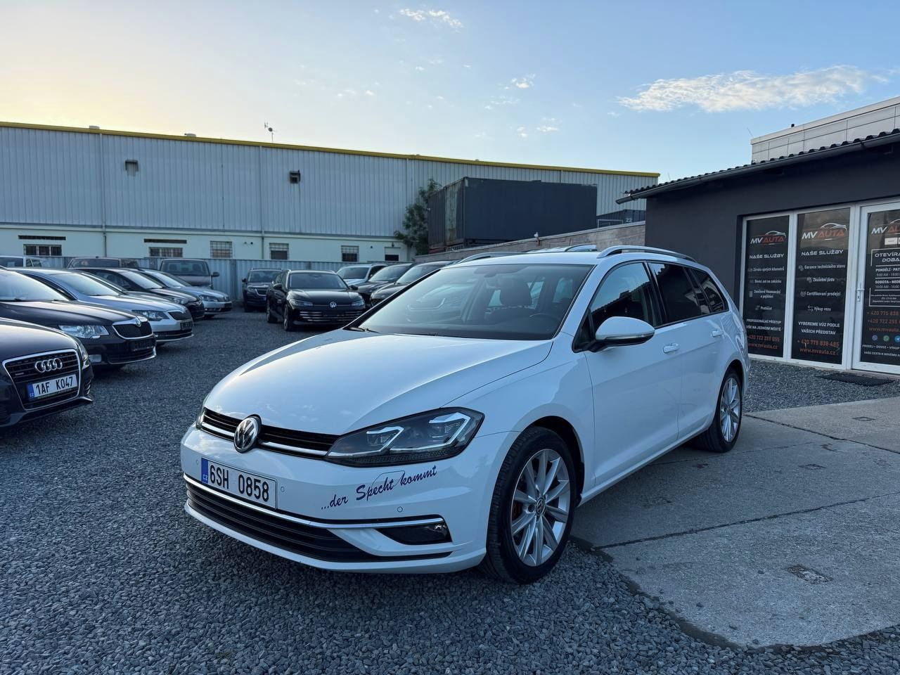 Volkswagen Golf, VW GOLF 2.0 tdi DSG - fotka 3
