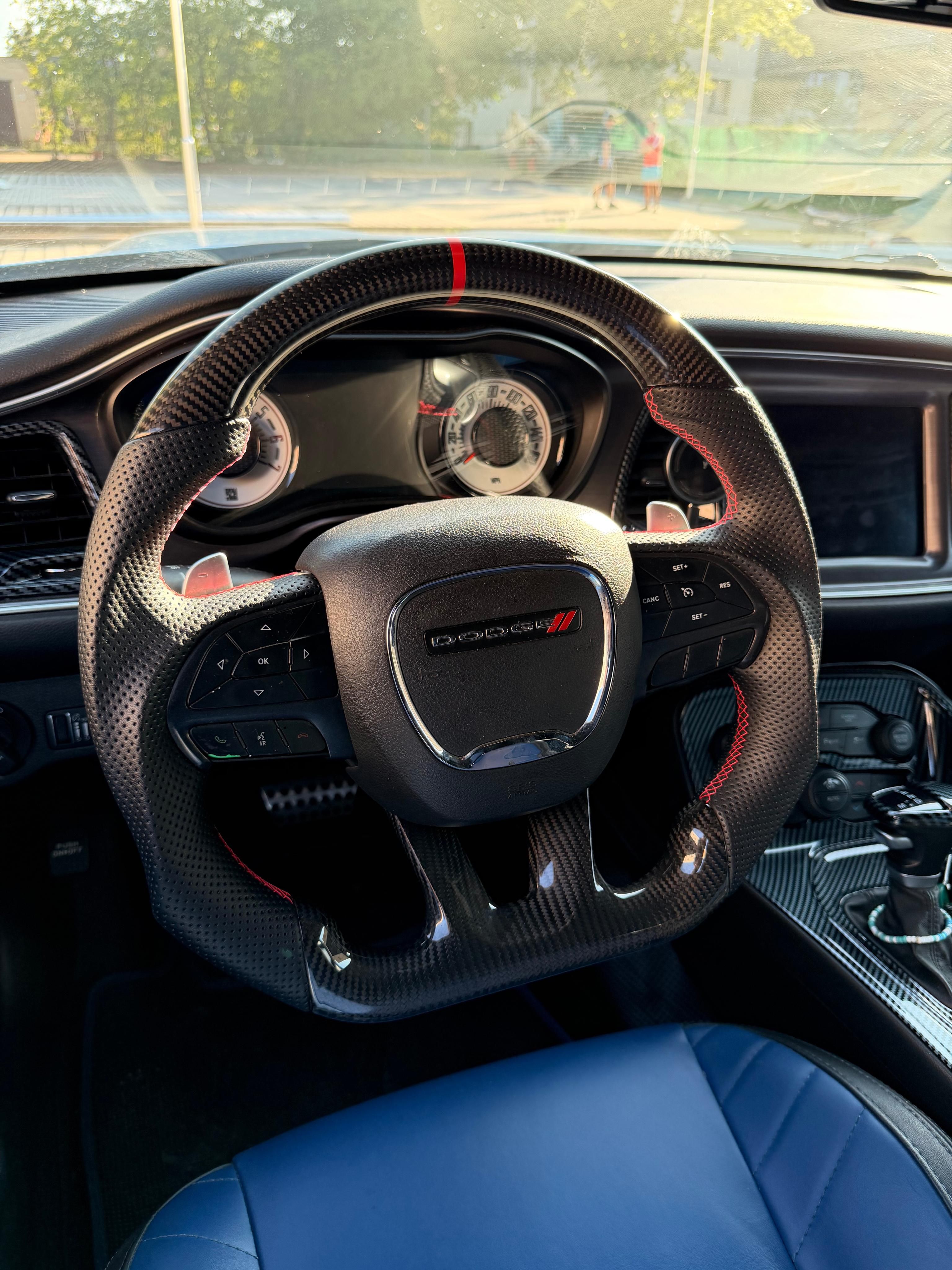 Dodge Challenger, Dodge Challenger 5.7 Hemi R/T - fotka 2