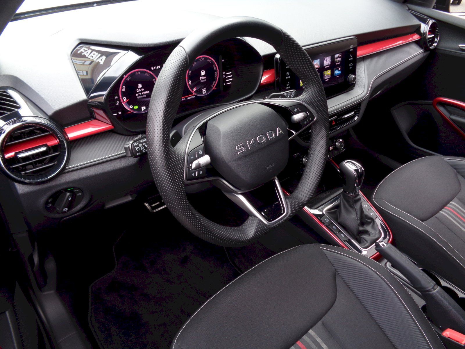 Škoda Fabia, 1.5 TSI 110 kW DSG Monte Carlo - fotka 5