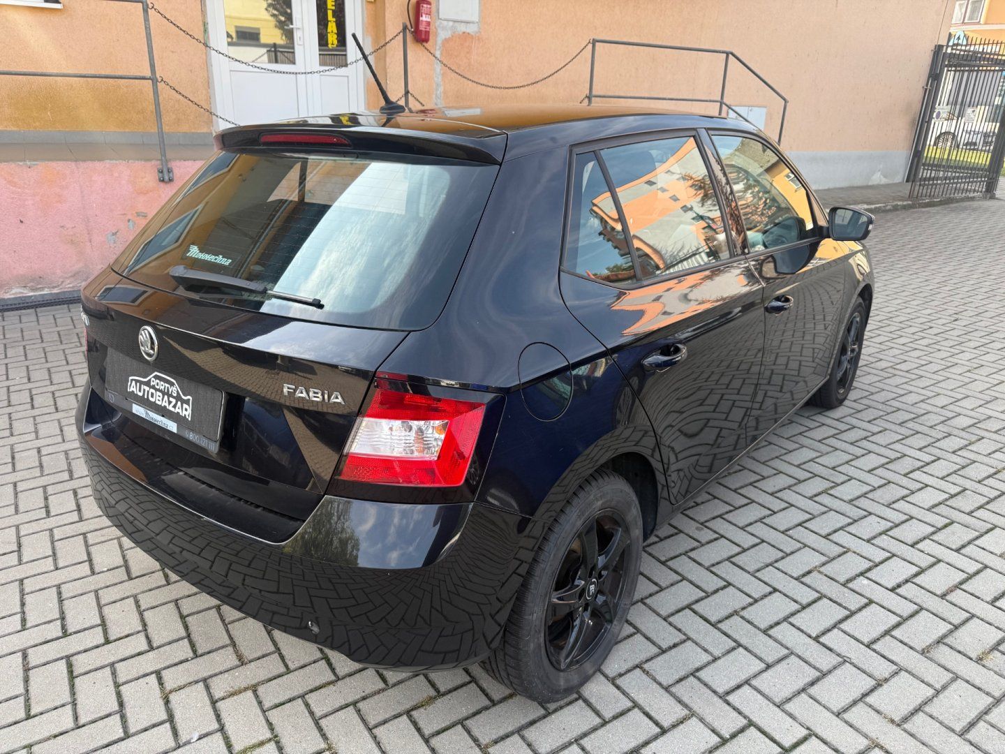 Škoda Fabia, 1.2 TSI 66 Kw -Rozvody řemenem - fotka 4