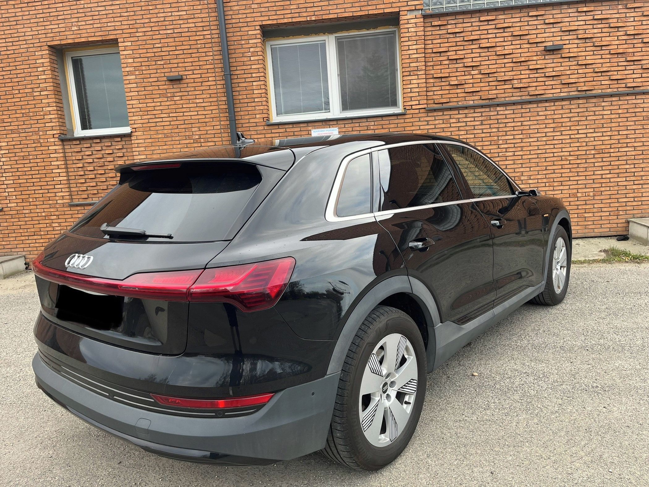Audi e-tron, Audi e-tron 50 - fotka 6