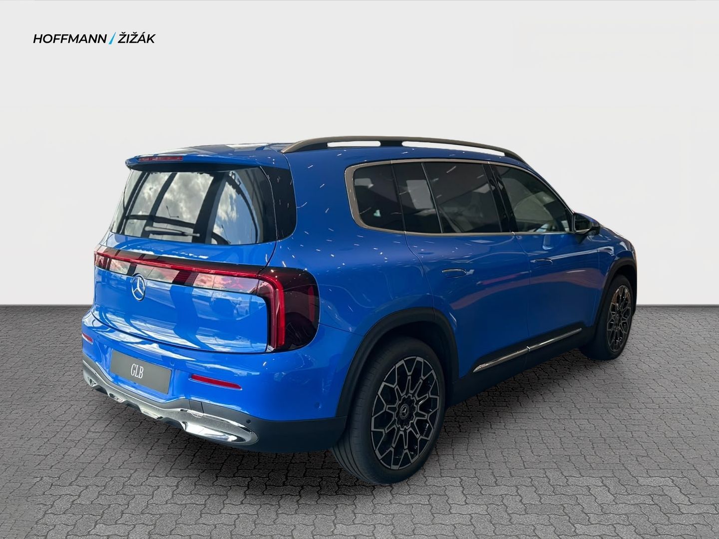 Mercedes-Benz GLB, 200 - fotka 3