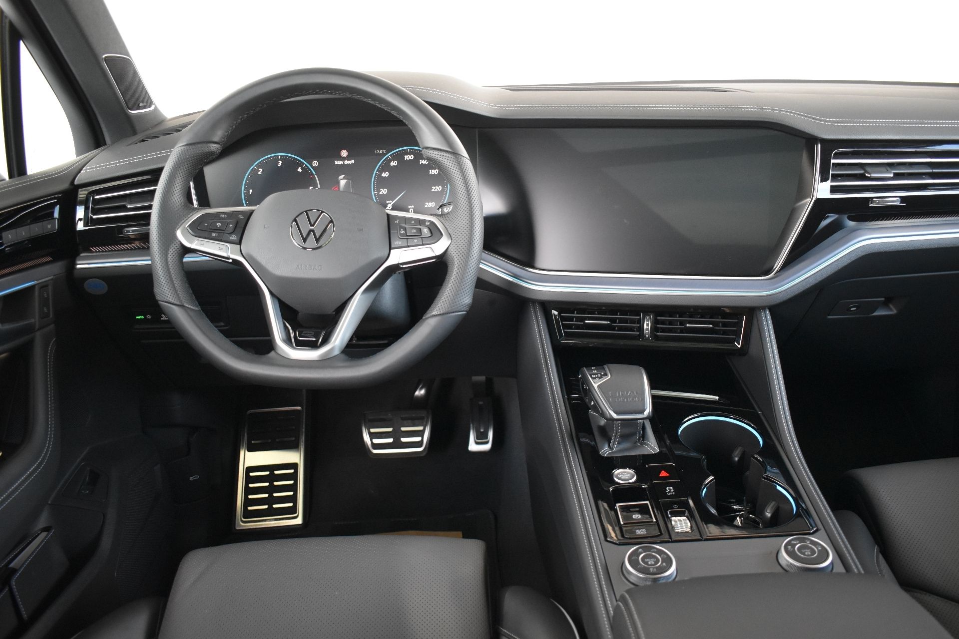 Volkswagen Touareg, R-Line 3.0TDI 210kW Final Edit - fotka 5